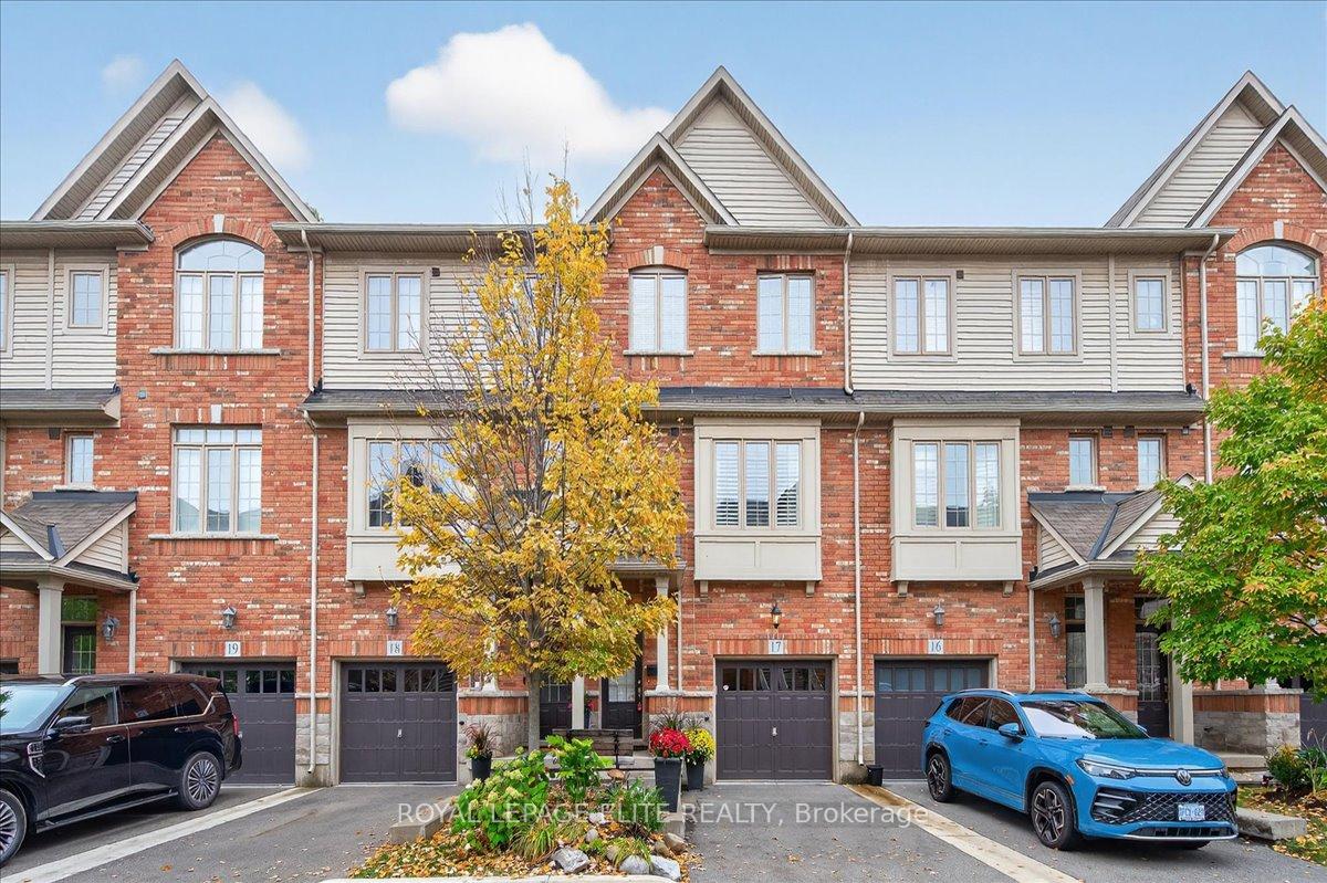 Front of Unit 17, 4165 Upper Middle Road