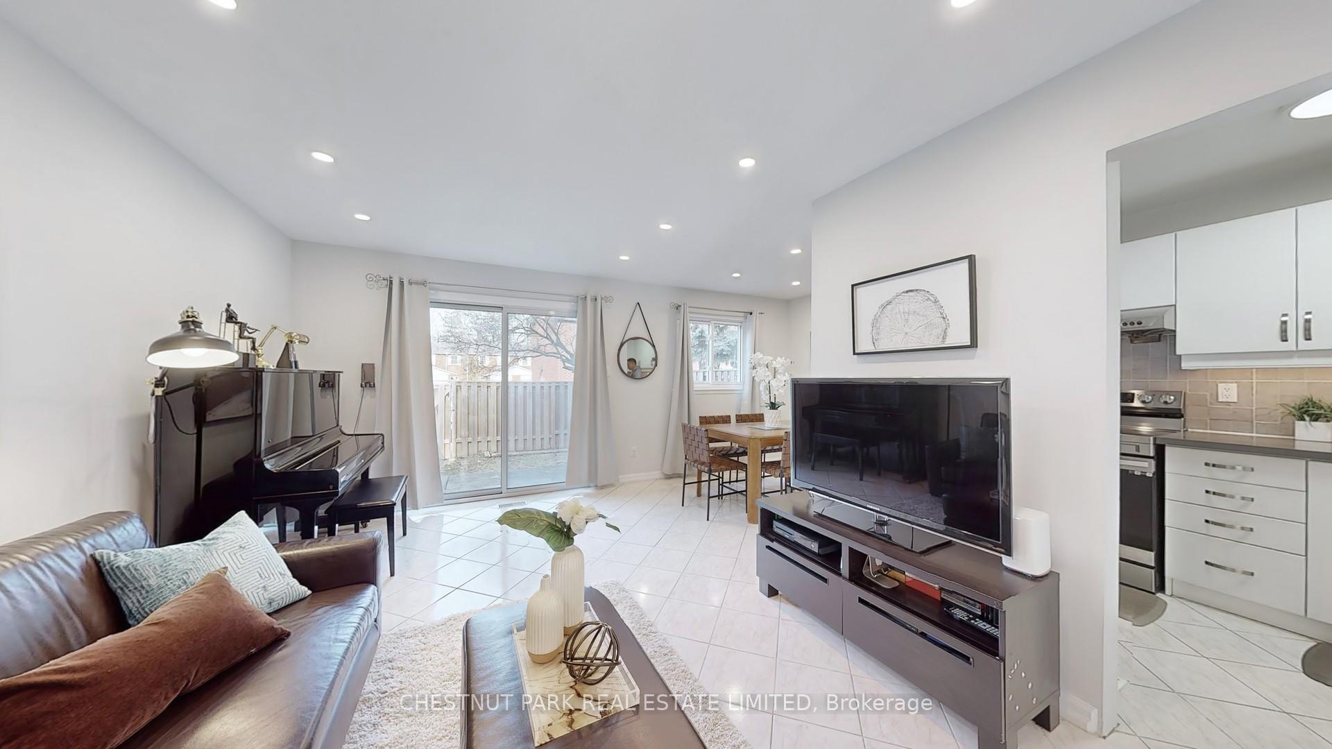 Photo 8 of Unit 271, 49 Gordon Way, Markham, Aileen-Willowbrook — HOMEH
