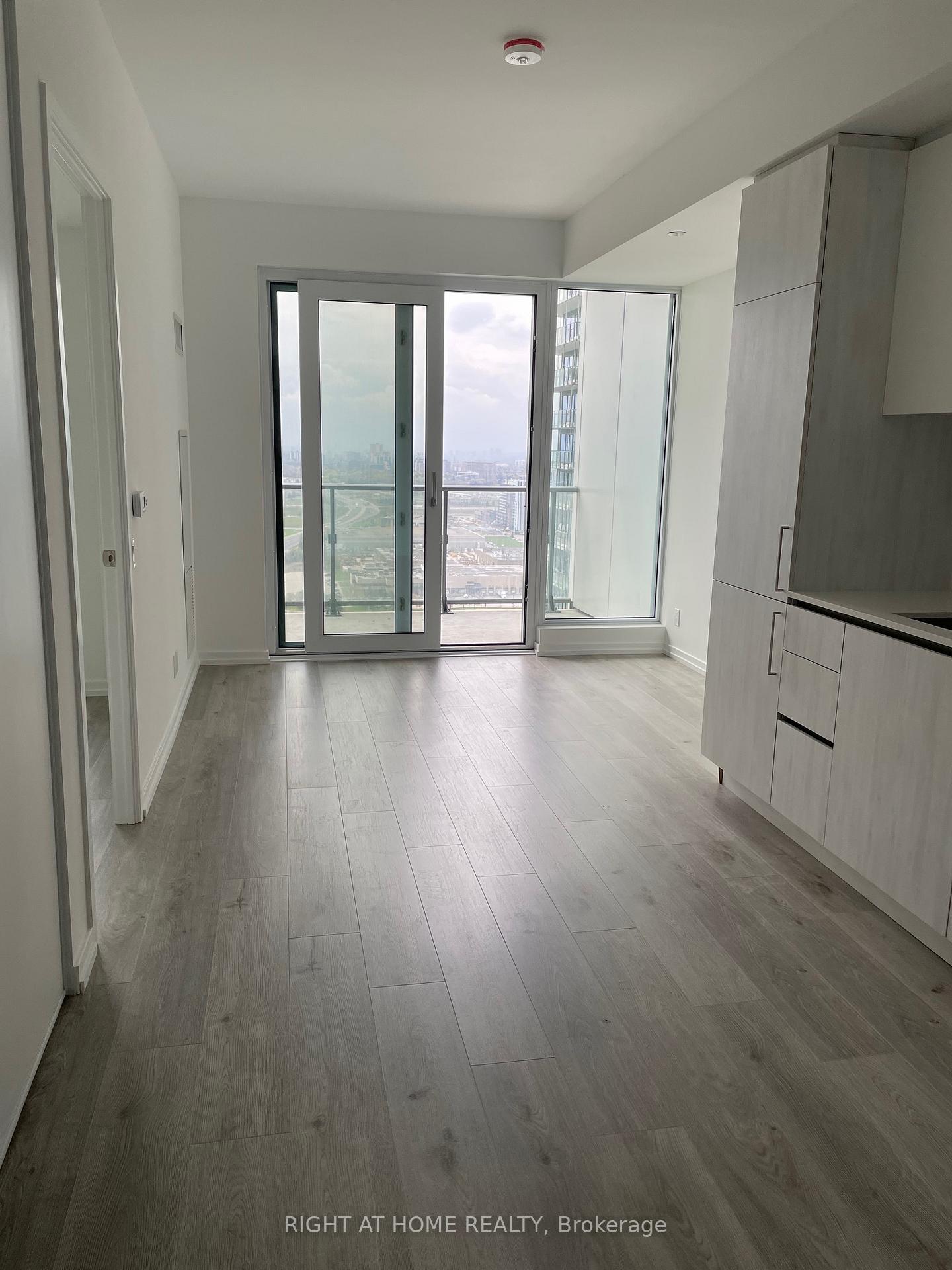 Front of Unit 3007, 1000 Portage Parkway Street