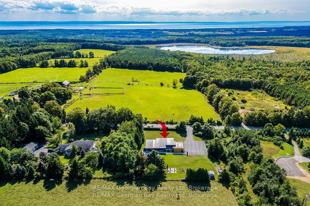 Photo 4 of 165 Wilson Road, Tiny, Rural Tiny — HOMEH