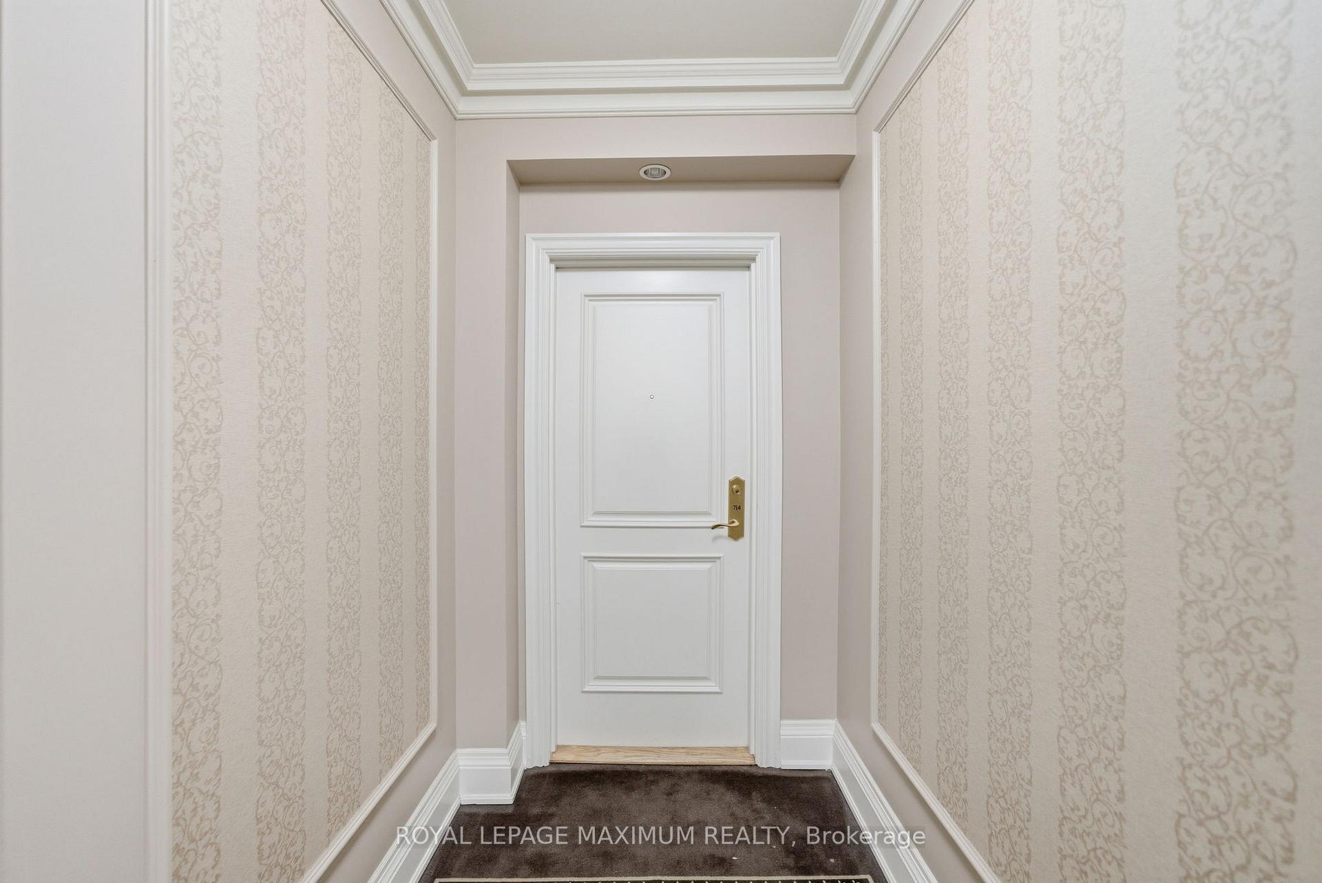 Photo 5 of Unit 714, 9225 Jane Street, Vaughan, Maple — HOMEH