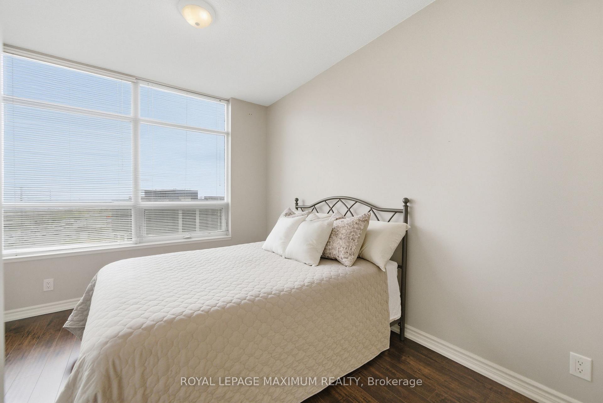 Photo 15 of Unit 714, 9225 Jane Street, Vaughan, Maple — HOMEH