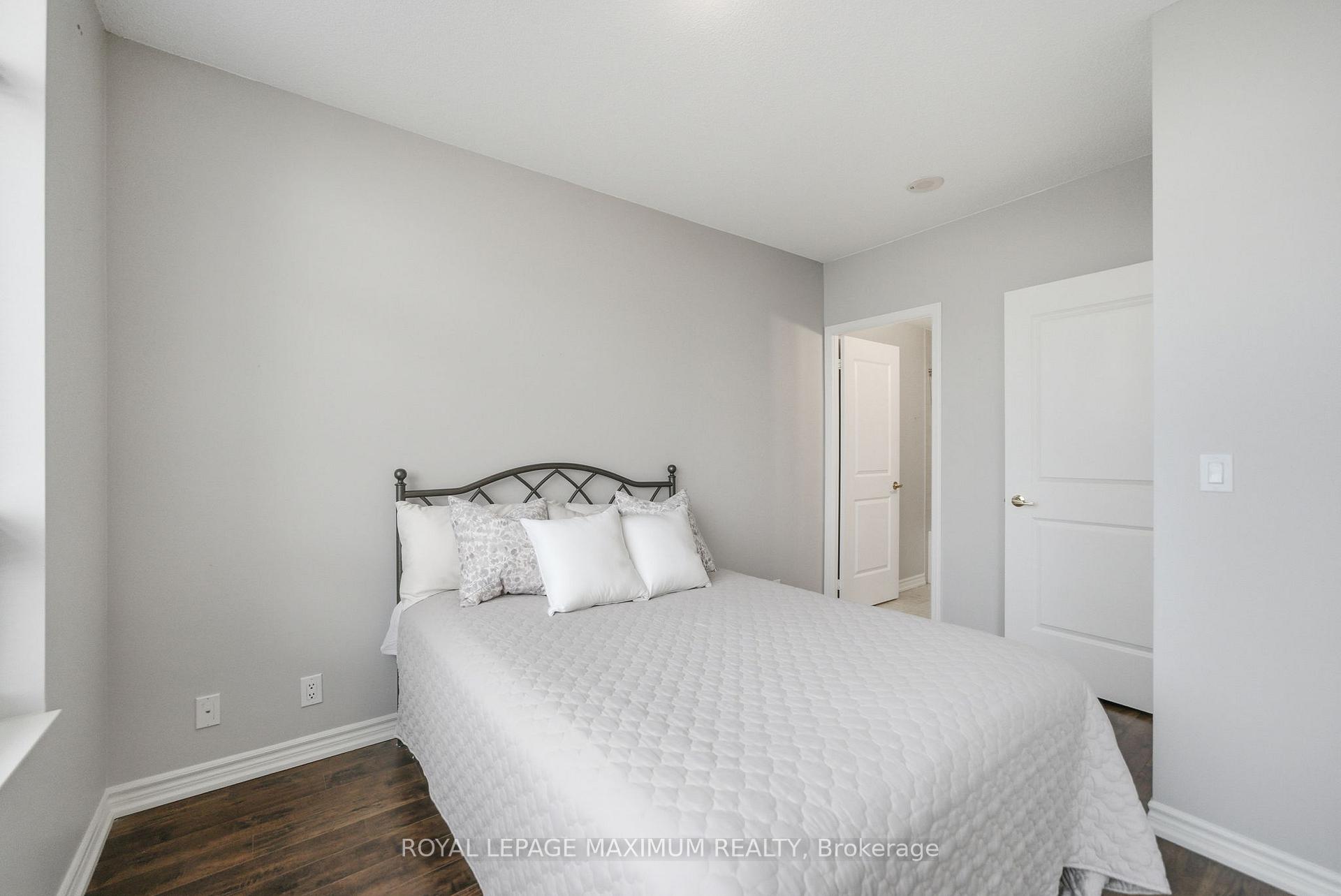 Photo 17 of Unit 714, 9225 Jane Street, Vaughan, Maple — HOMEH