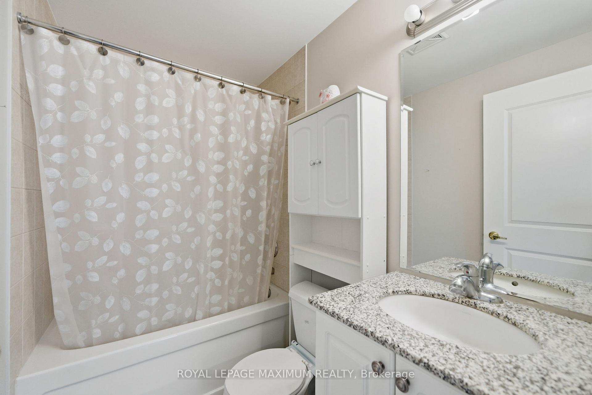 Photo 18 of Unit 714, 9225 Jane Street, Vaughan, Maple — HOMEH