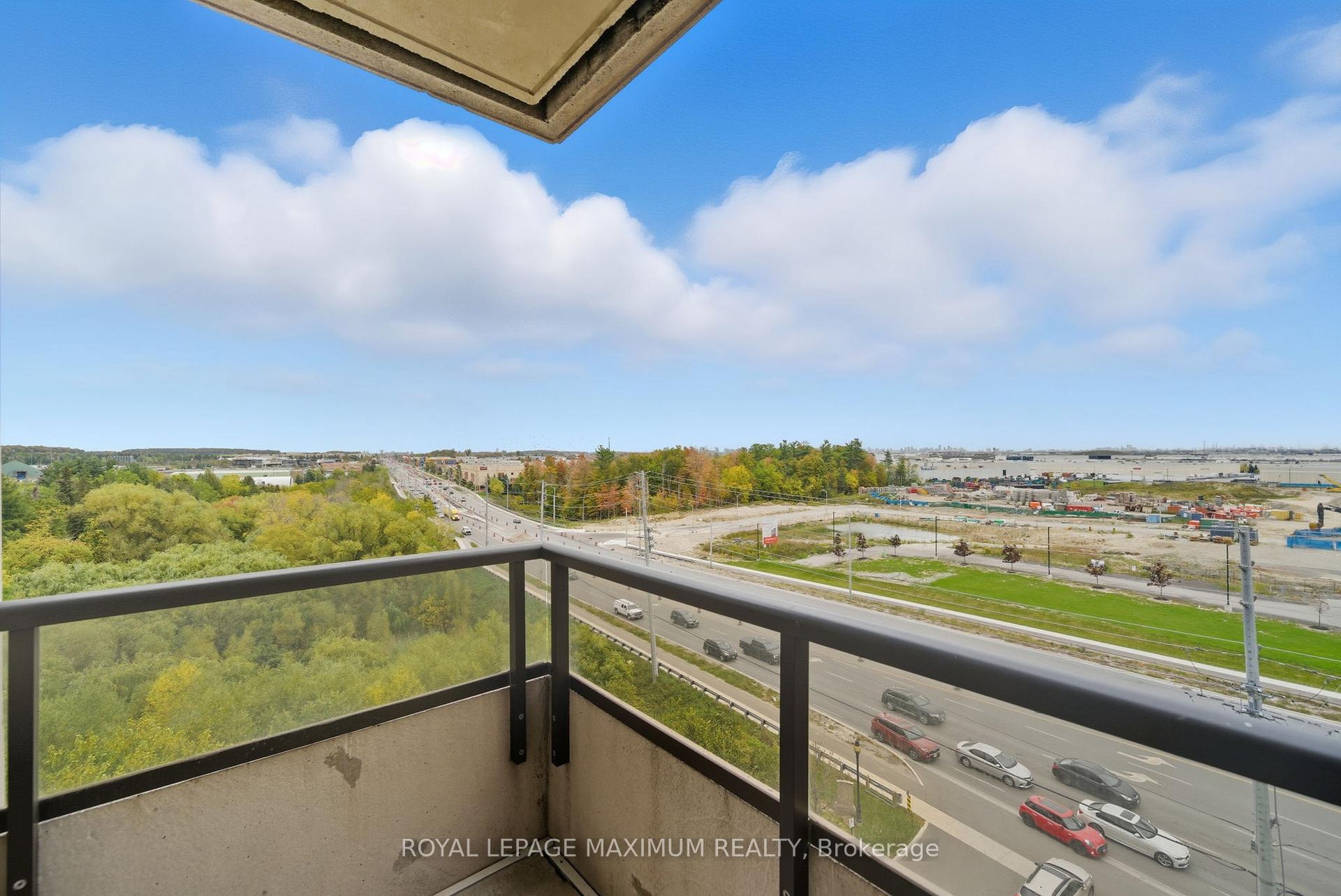 Photo 23 of Unit 714, 9225 Jane Street, Vaughan, Maple — HOMEH