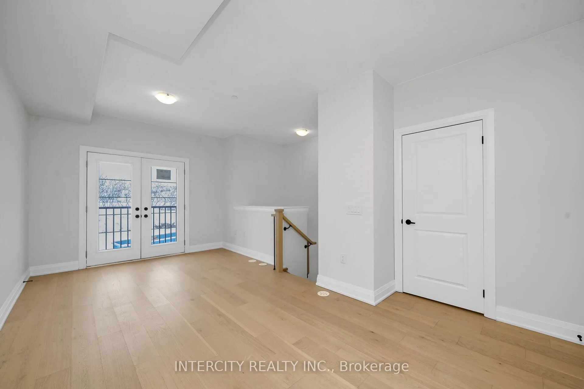 Photo 4 of Unit Unit 16, 63 Marret Lane, Clarington, Newcastle — HOMEH