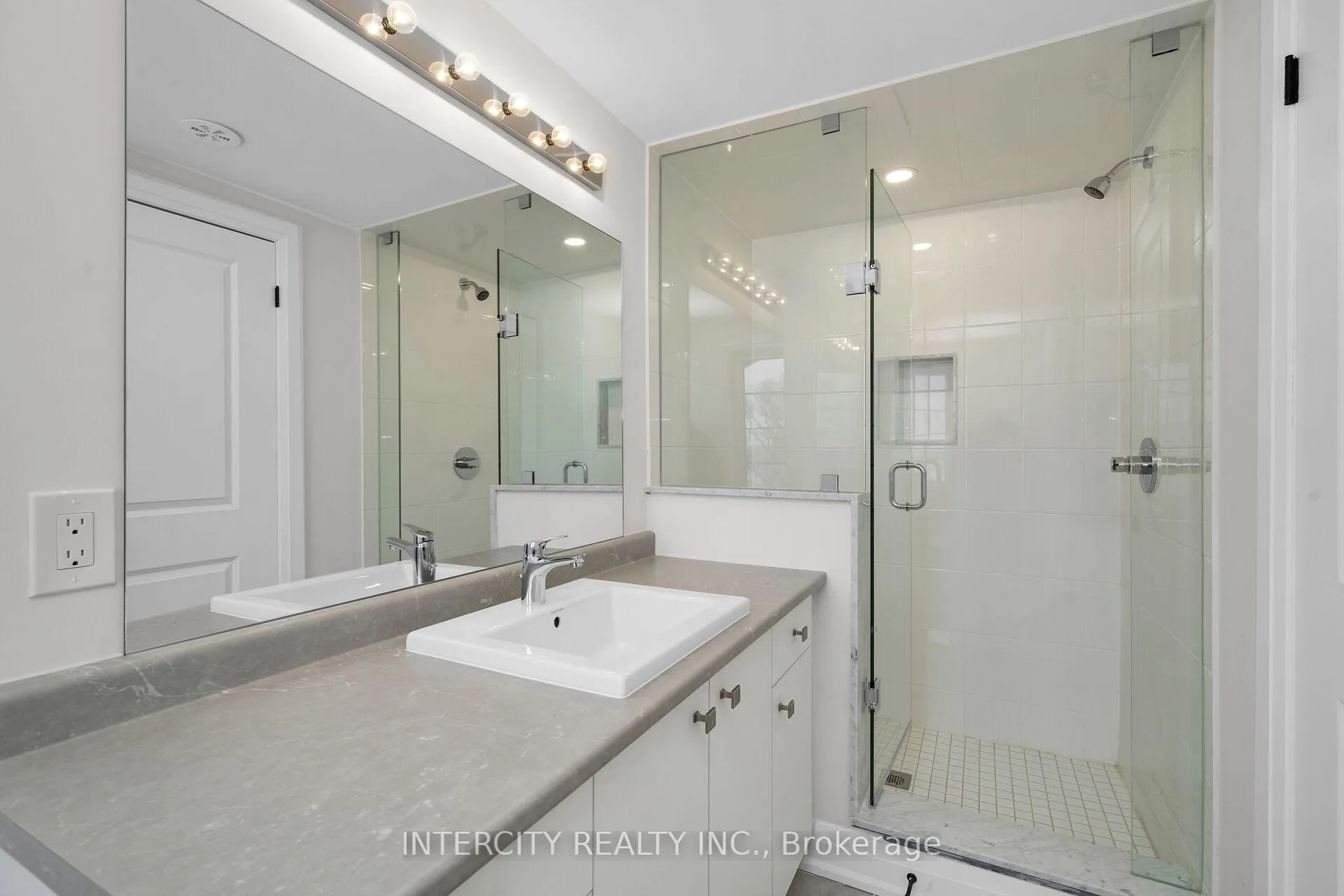 Photo 18 of Unit Unit 16, 63 Marret Lane, Clarington, Newcastle — HOMEH