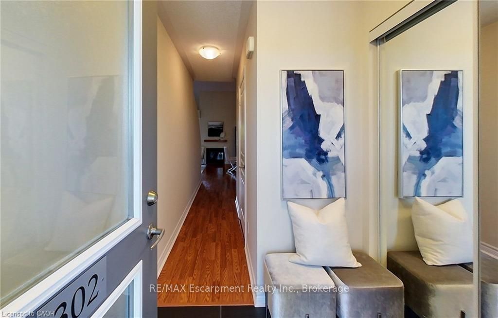 Photo 7 of Unit 302, 8 Brandy Lane Drive, Collingwood — HOMEH