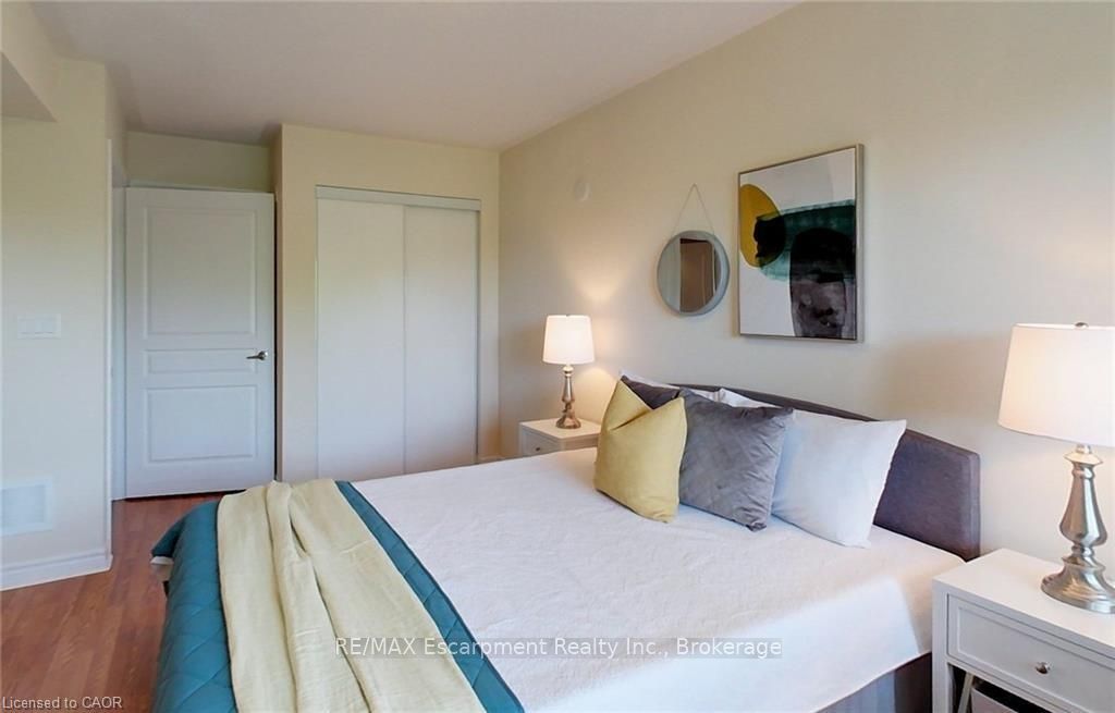 Photo 25 of Unit 302, 8 Brandy Lane Drive, Collingwood — HOMEH
