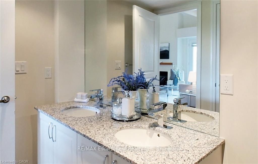 Photo 30 of Unit 302, 8 Brandy Lane Drive, Collingwood — HOMEH
