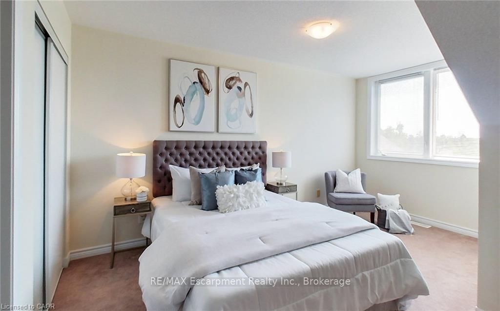 Photo 31 of Unit 302, 8 Brandy Lane Drive, Collingwood — HOMEH