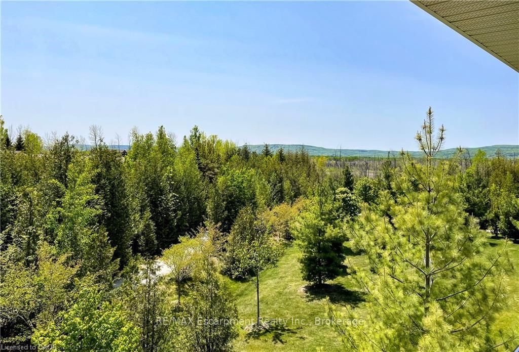 Photo 35 of Unit 302, 8 Brandy Lane Drive, Collingwood — HOMEH
