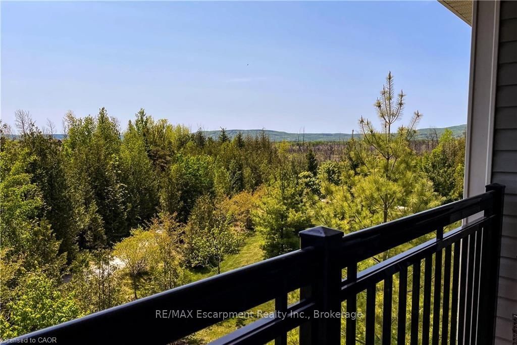 Photo 37 of Unit 302, 8 Brandy Lane Drive, Collingwood — HOMEH
