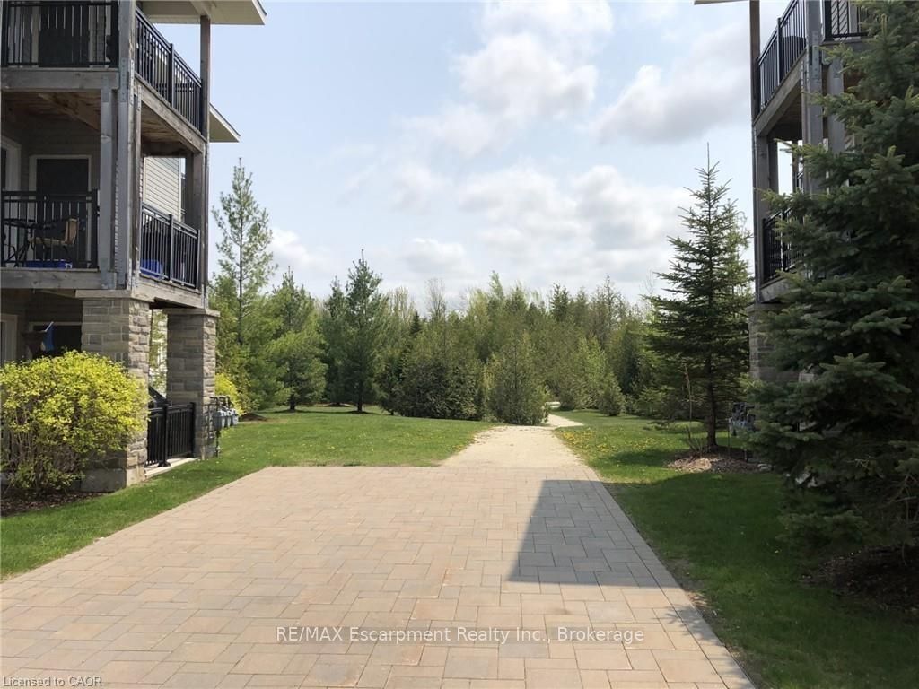 Photo 42 of Unit 302, 8 Brandy Lane Drive, Collingwood — HOMEH