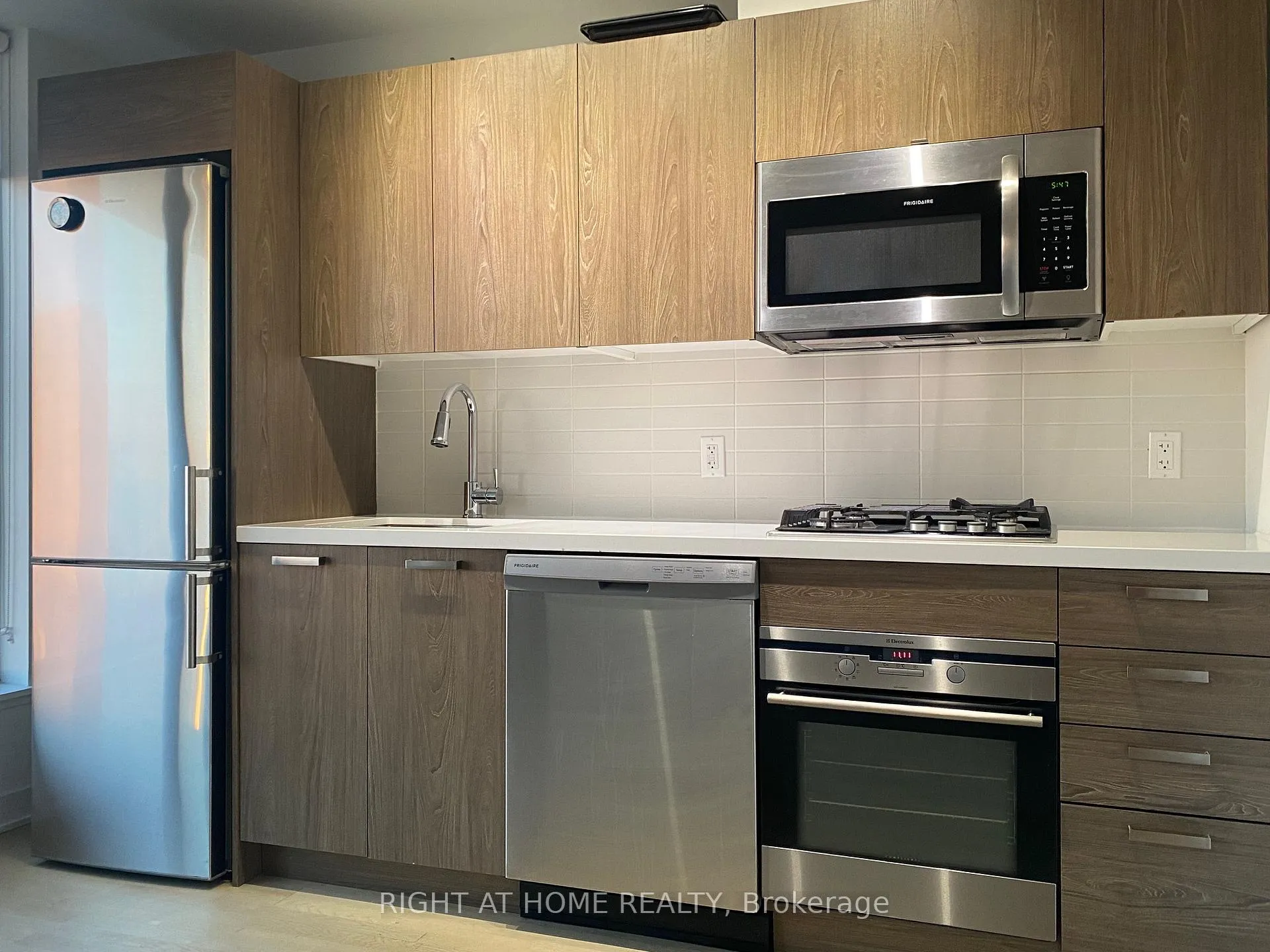 Photo 11 of Unit 708, 203 Catherine St Street, Ottawa, Ottawa Centre — HOMEH