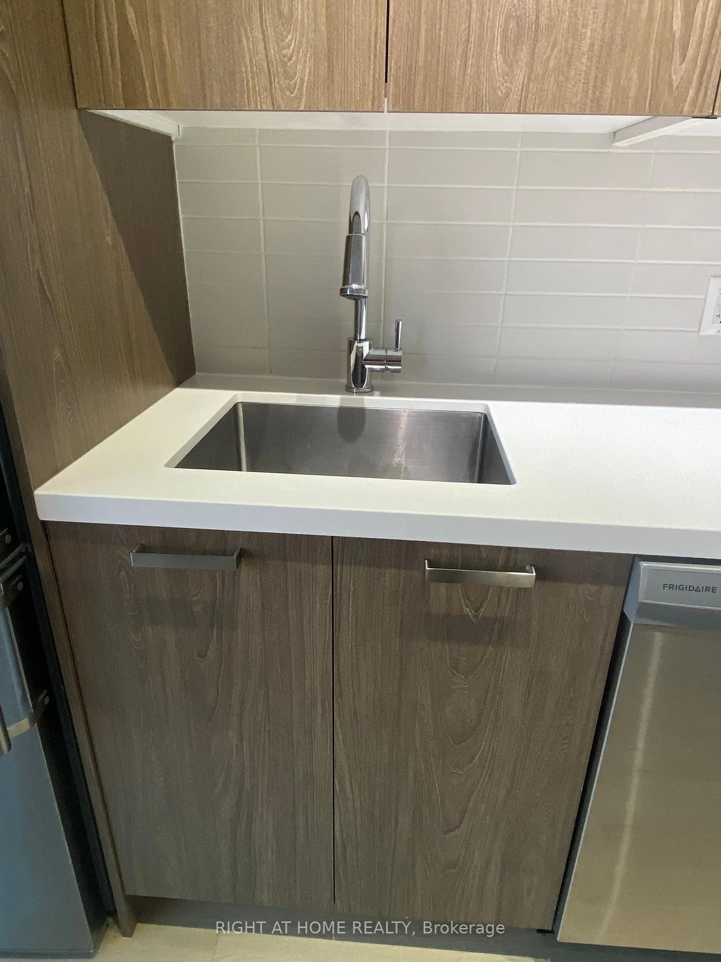 Photo 13 of Unit 708, 203 Catherine St Street, Ottawa, Ottawa Centre — HOMEH