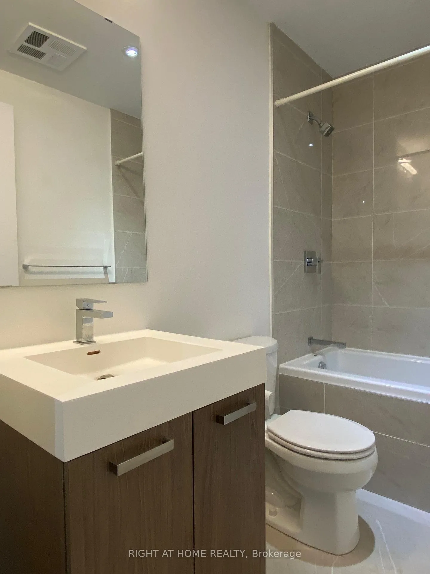 Photo 19 of Unit 708, 203 Catherine St Street, Ottawa, Ottawa Centre — HOMEH