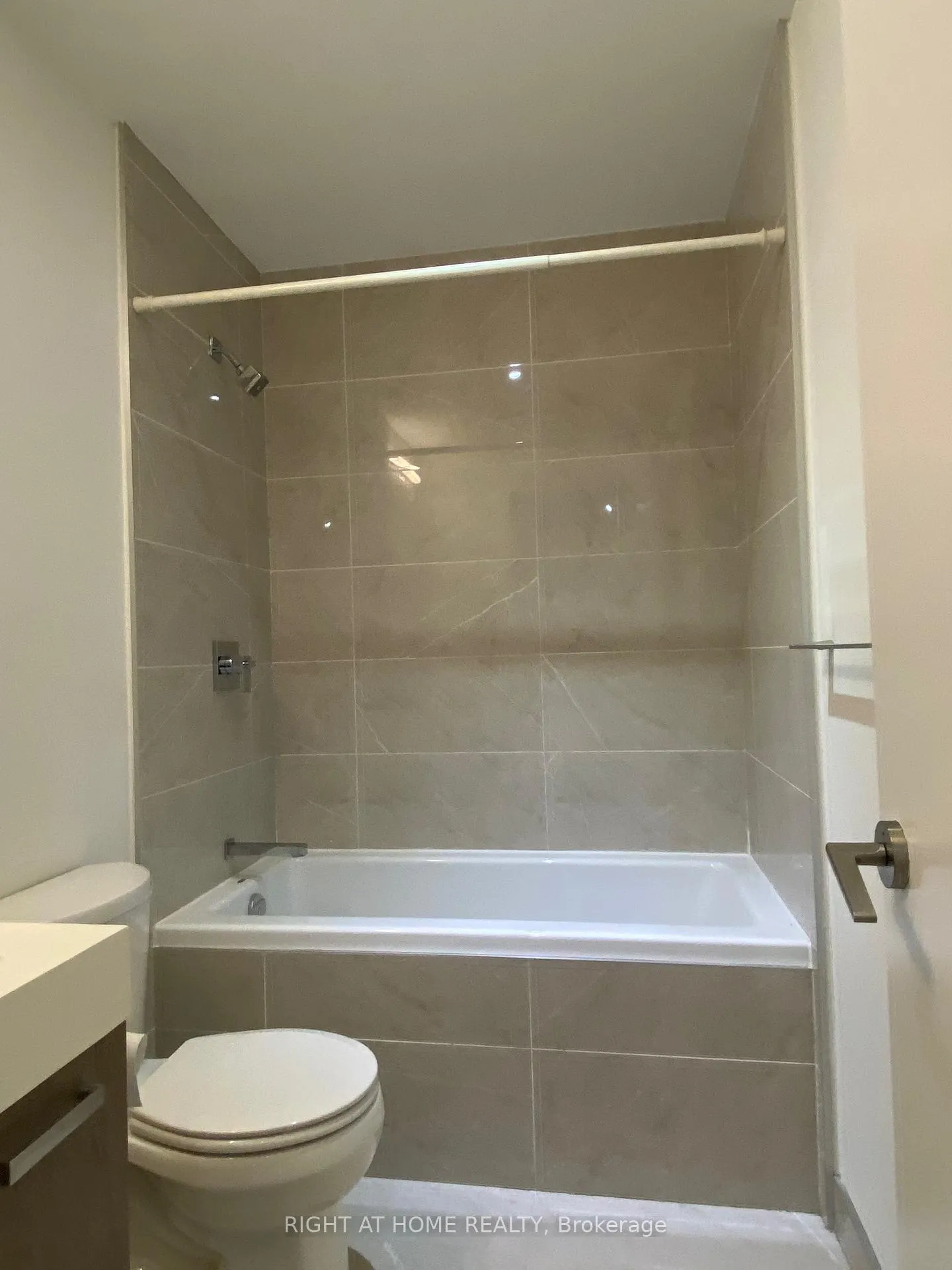 Photo 20 of Unit 708, 203 Catherine St Street, Ottawa, Ottawa Centre — HOMEH