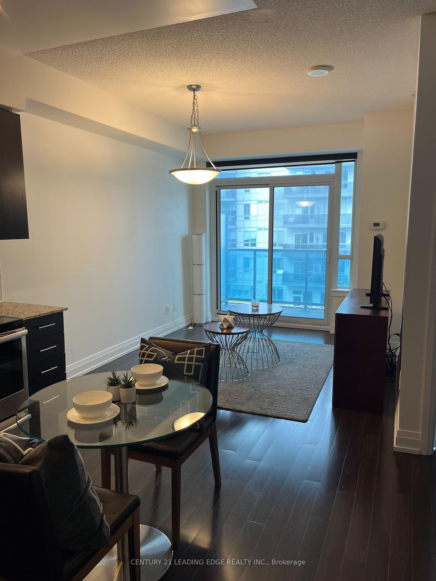 Photo 4 of Unit 732, 7165 Yonge Street, Markham, Thornhill — HOMEH