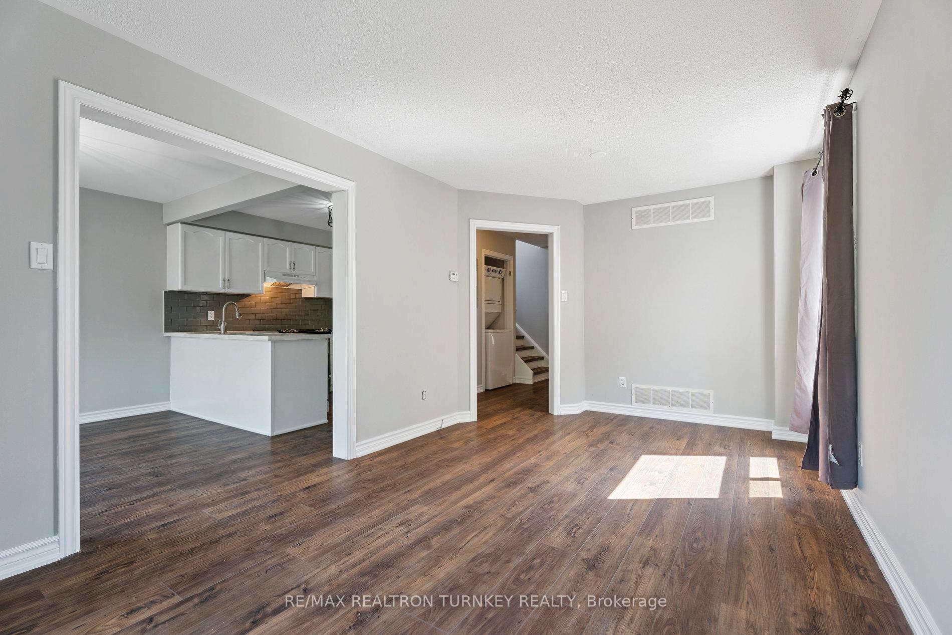 Photo 6 of Unit Upper, 62 Arthur Avenue, Barrie, Grove East — HOMEH