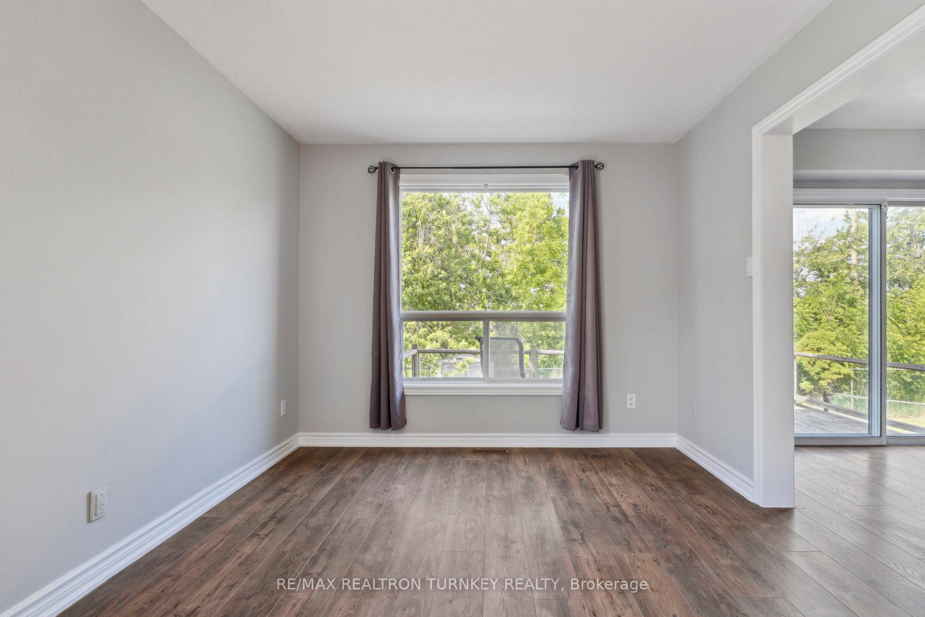 Photo 11 of Unit Upper, 62 Arthur Avenue, Barrie, Grove East — HOMEH