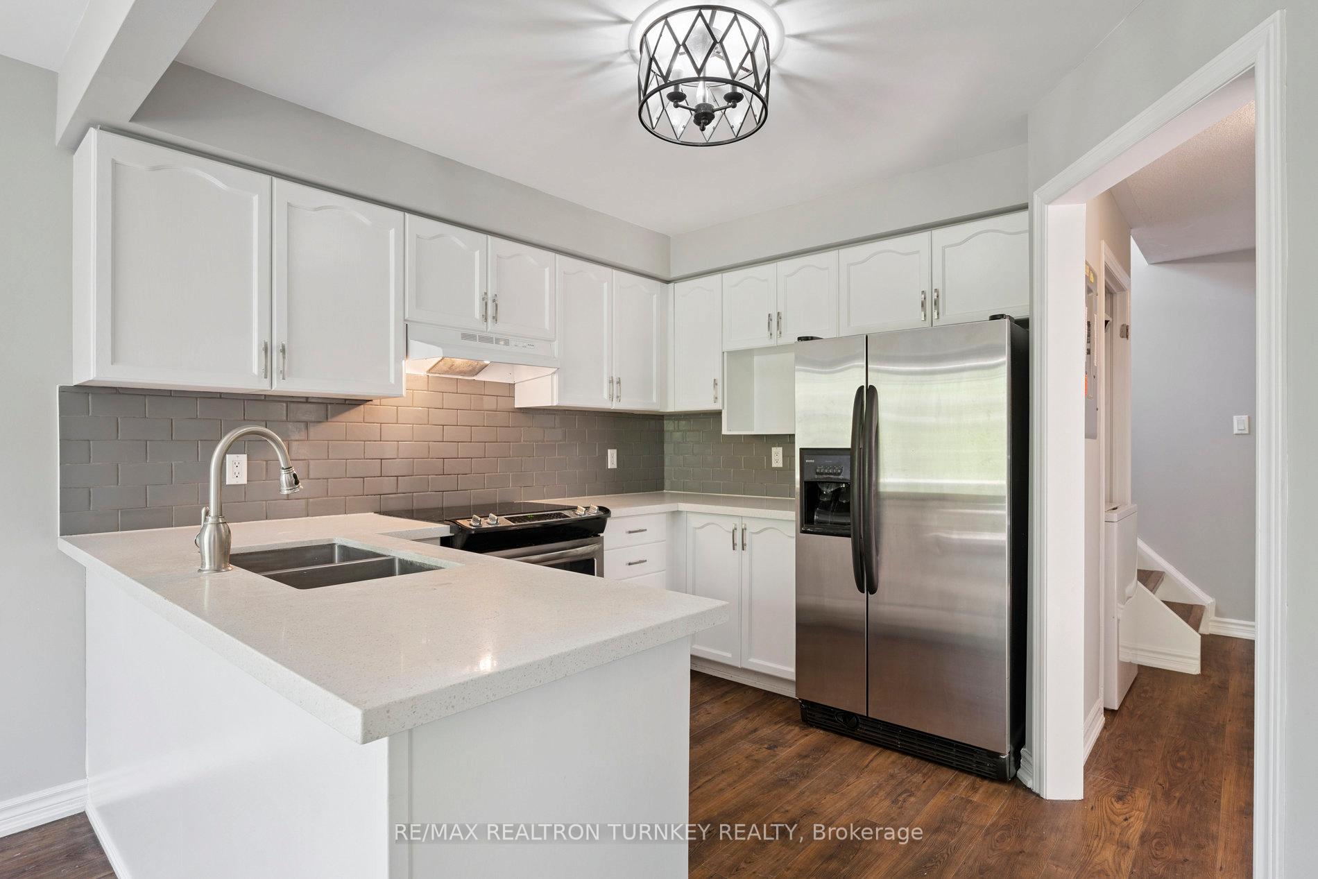 Photo 10 of Unit Upper, 62 Arthur Avenue, Barrie, Grove East — HOMEH