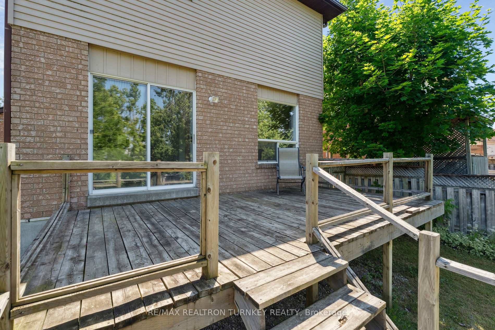 Photo 27 of Unit Upper, 62 Arthur Avenue, Barrie, Grove East — HOMEH