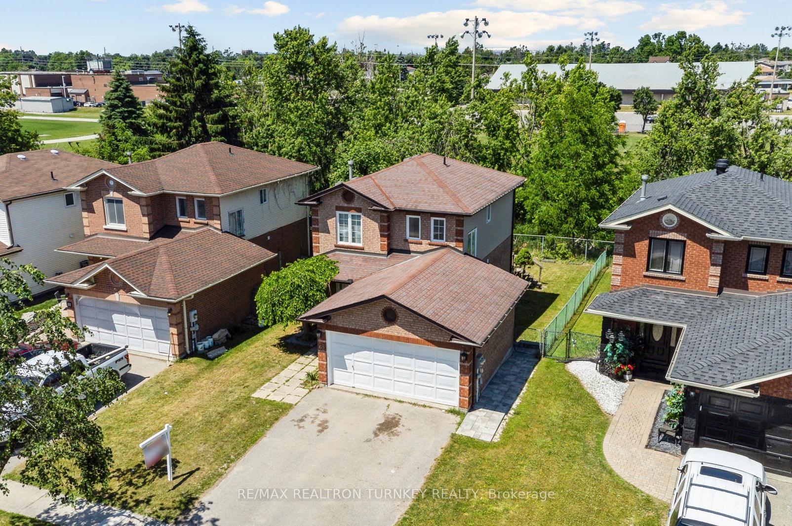 Photo 30 of Unit Upper, 62 Arthur Avenue, Barrie, Grove East — HOMEH