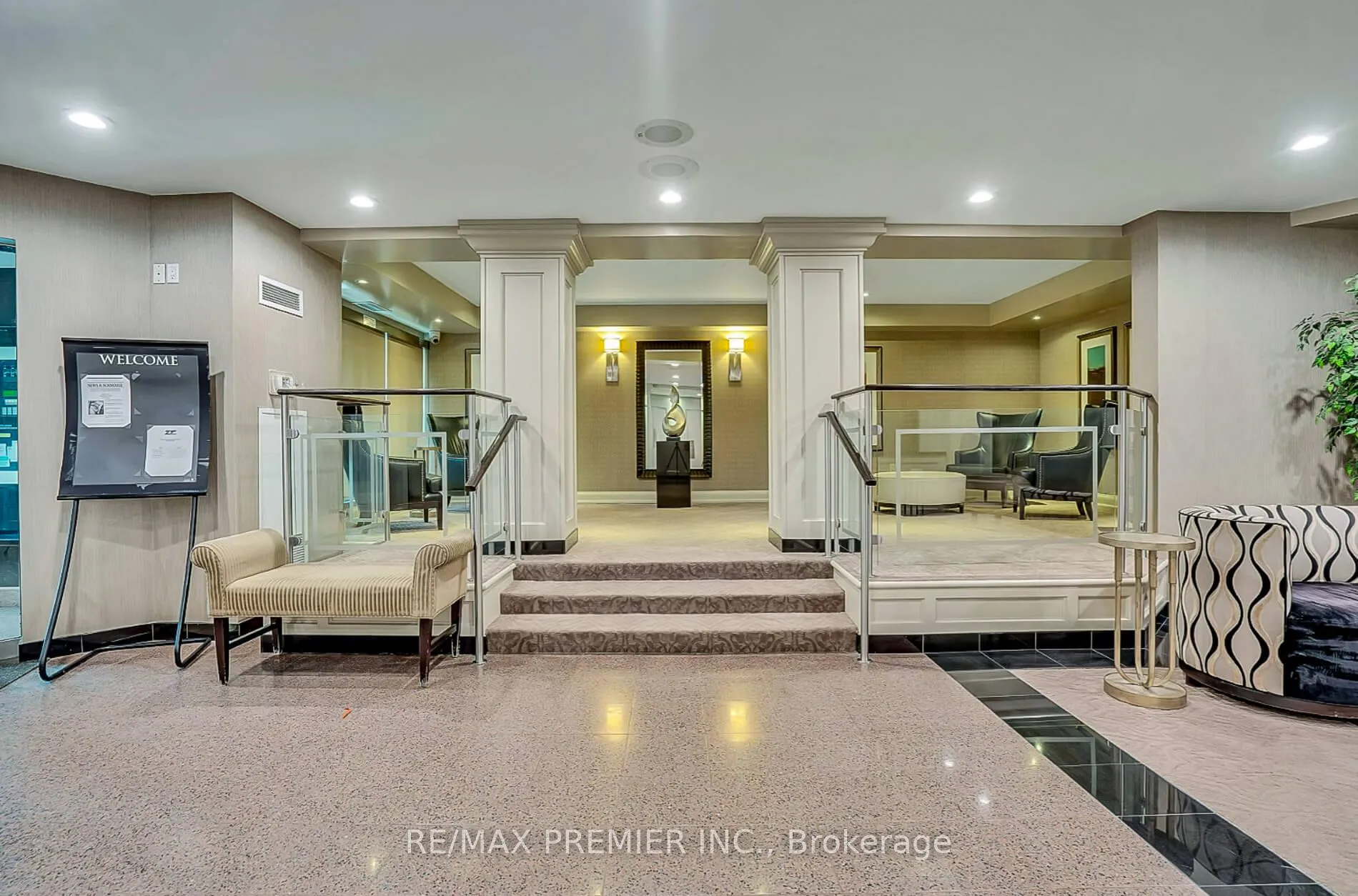 Photo 6 of Unit 1614 (Ph2), 7440 Bathurst Street, Vaughan, Brownridge — HOMEH