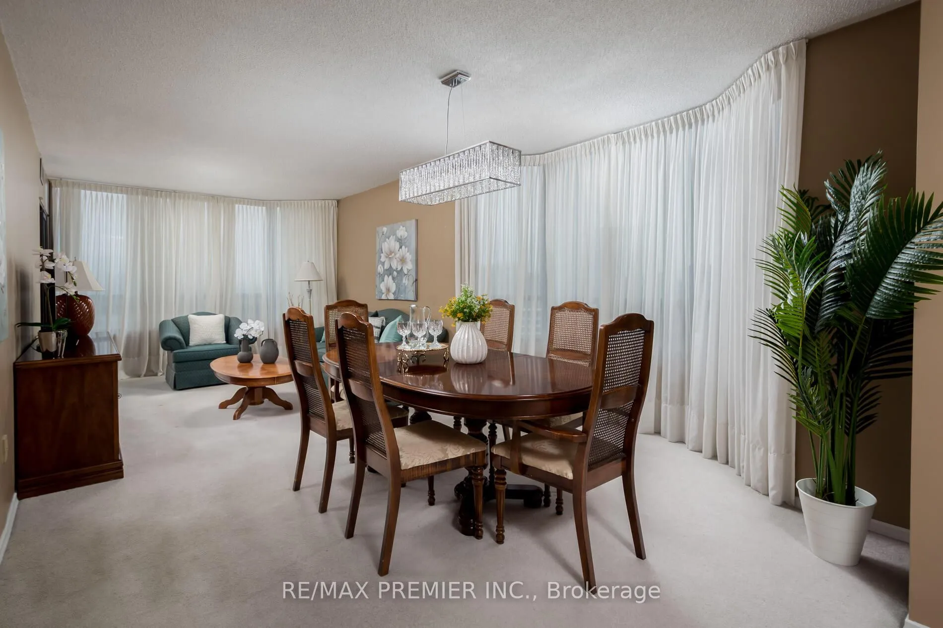 Photo 8 of Unit 1614 (Ph2), 7440 Bathurst Street, Vaughan, Brownridge — HOMEH