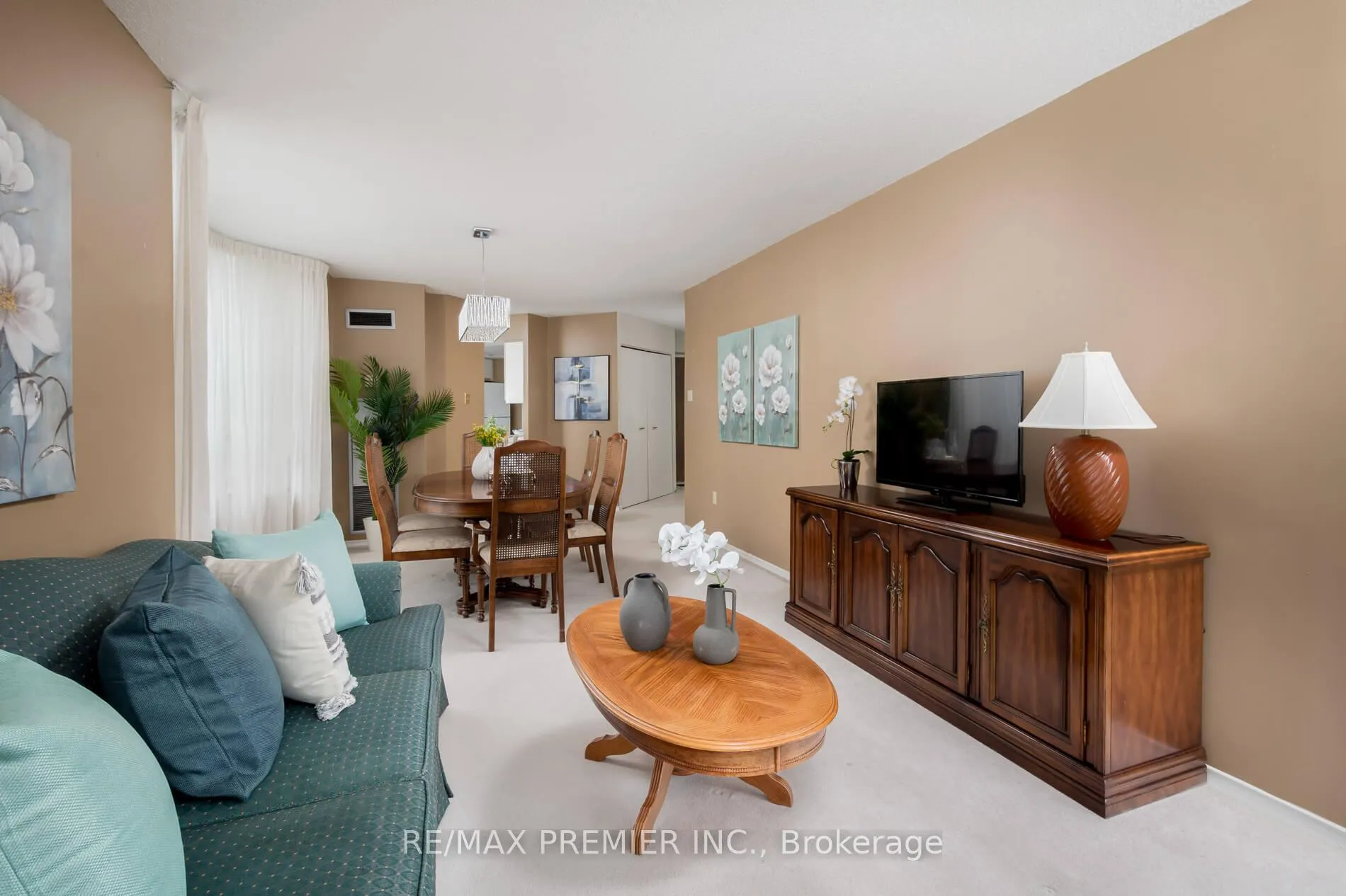 Photo 13 of Unit 1614 (Ph2), 7440 Bathurst Street, Vaughan, Brownridge — HOMEH