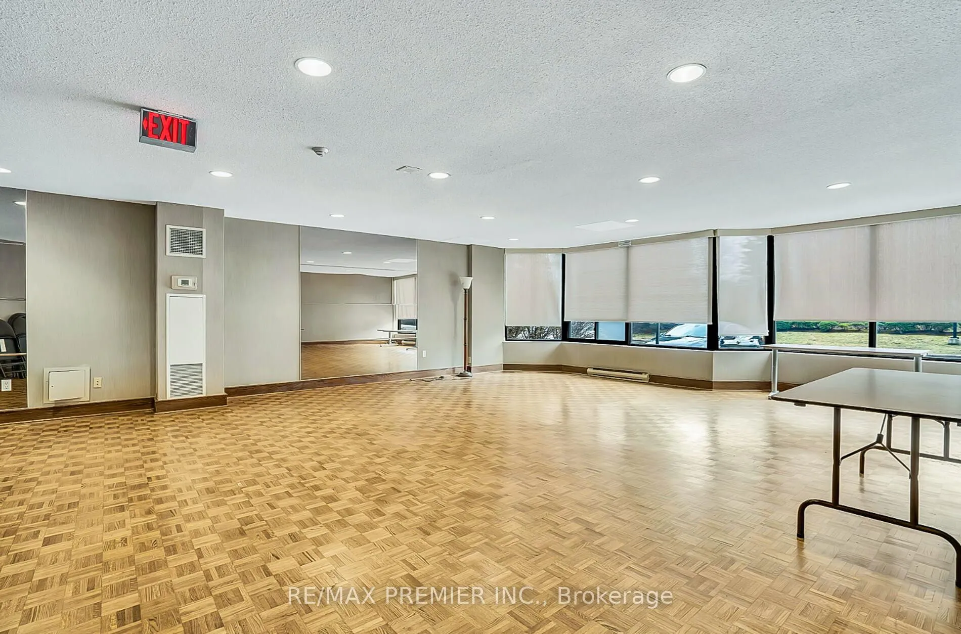 Photo 36 of Unit 1614 (Ph2), 7440 Bathurst Street, Vaughan, Brownridge — HOMEH