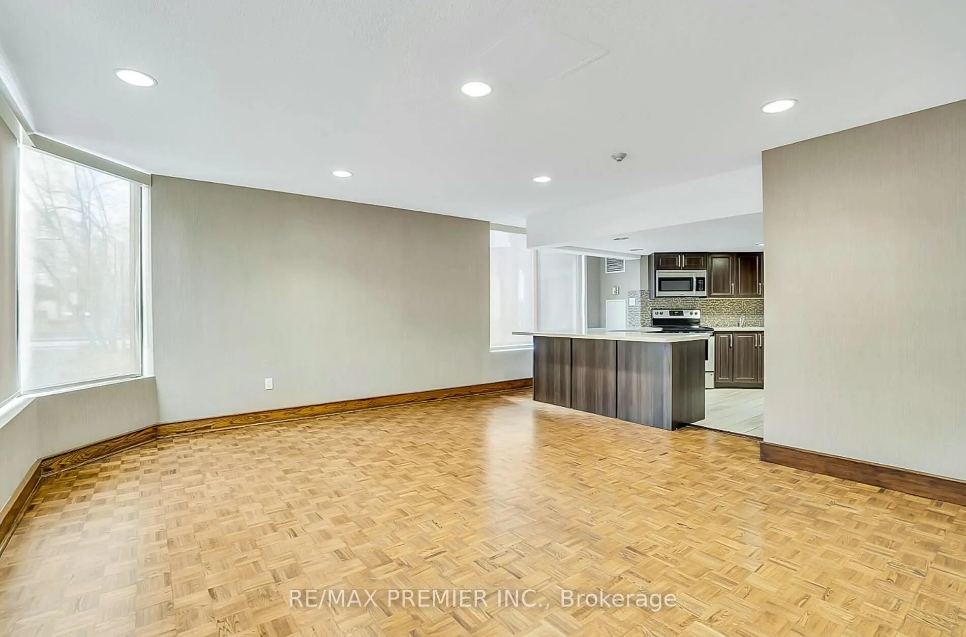 Photo 38 of Unit 1614 (Ph2), 7440 Bathurst Street, Vaughan, Brownridge — HOMEH