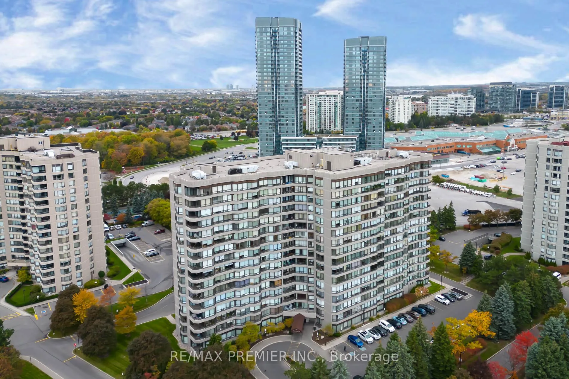 Photo 46 of Unit 1614 (Ph2), 7440 Bathurst Street, Vaughan, Brownridge — HOMEH