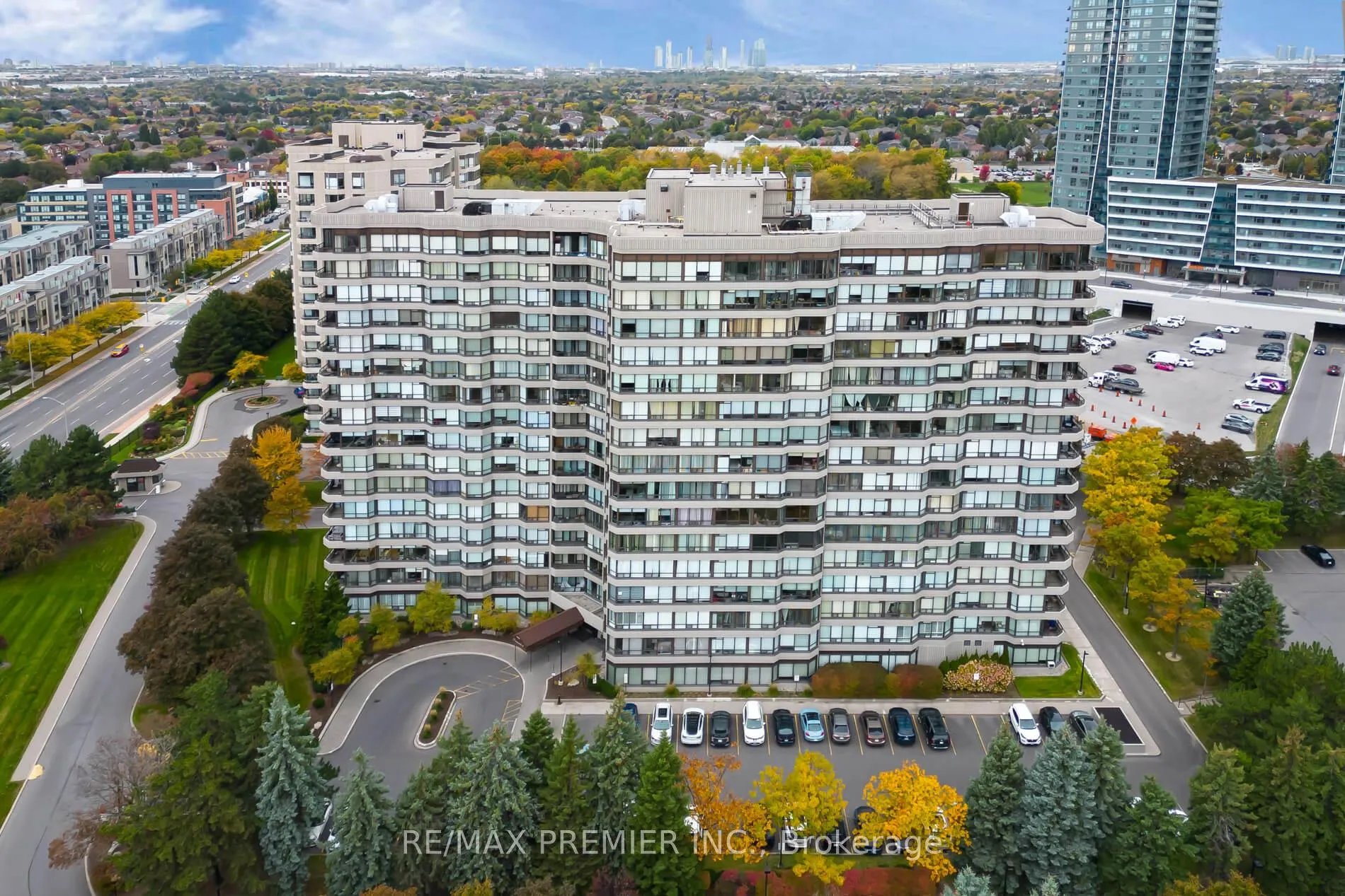 Photo 47 of Unit 1614 (Ph2), 7440 Bathurst Street, Vaughan, Brownridge — HOMEH