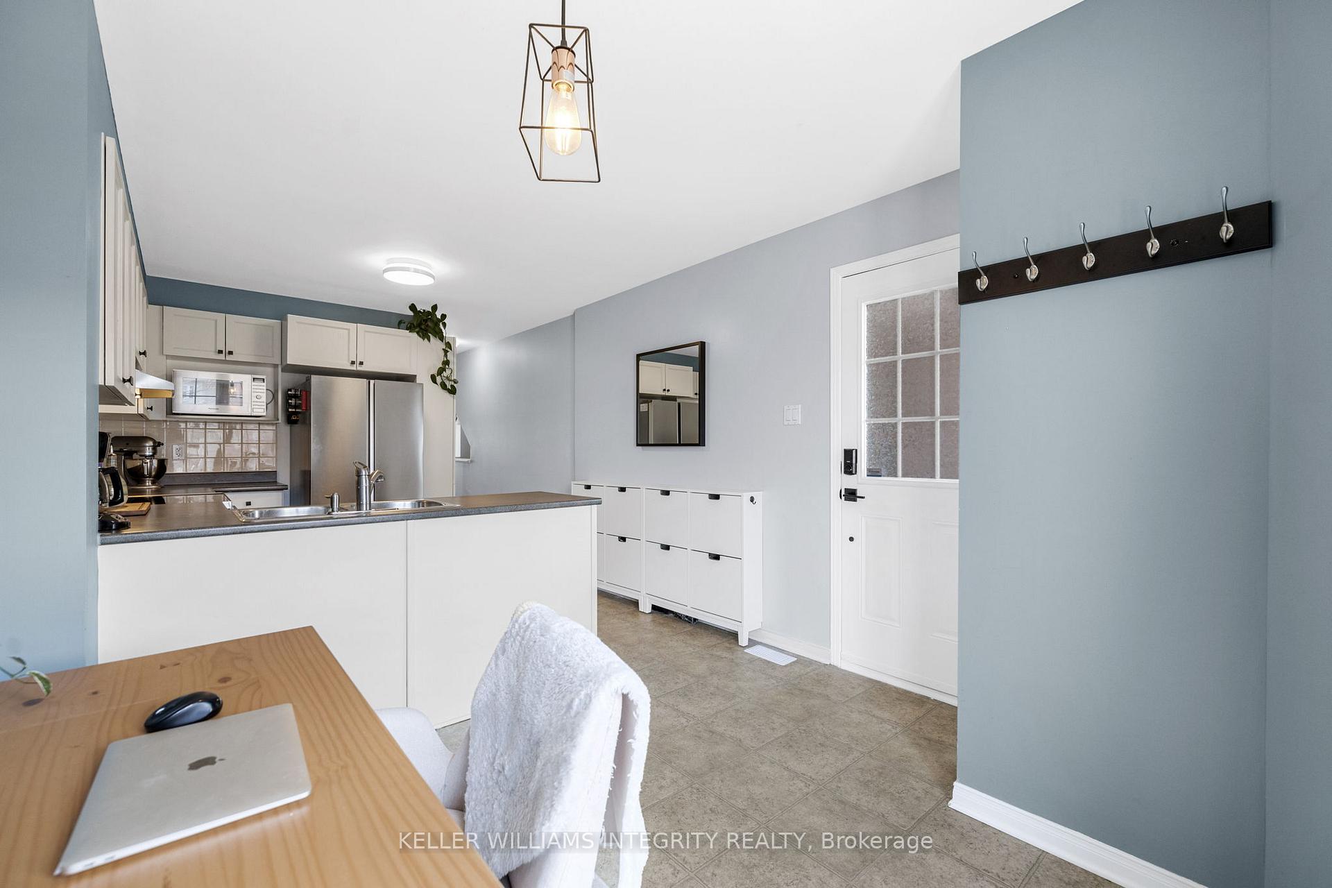 Photo 4 of 856 Longfields Drive, Ottawa, Barrhaven - Longfields — HOMEH