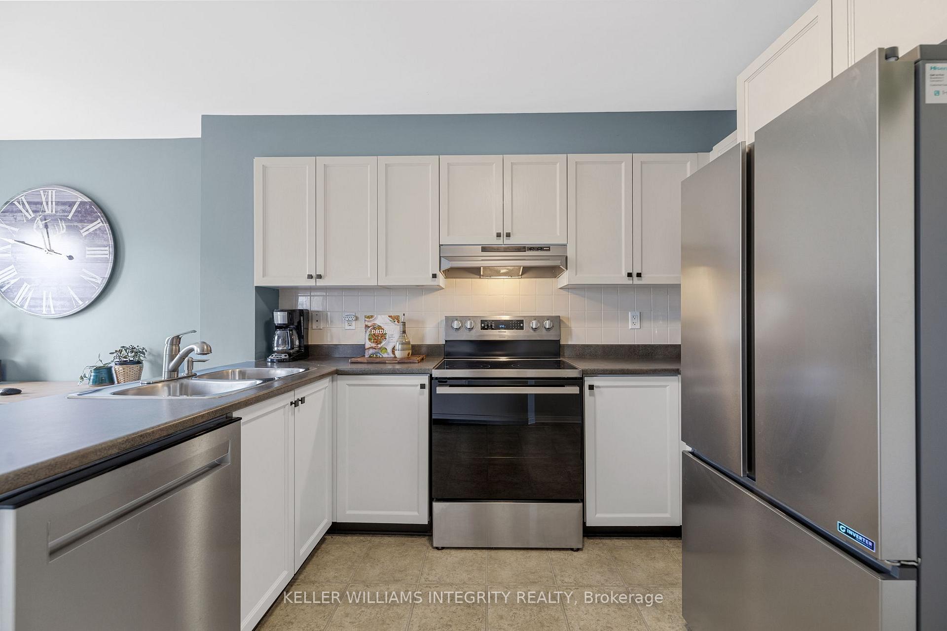 Photo 6 of 856 Longfields Drive, Ottawa, Barrhaven - Longfields — HOMEH