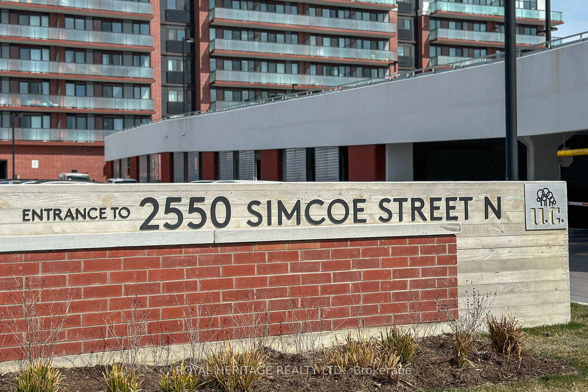 Photo 4 of Unit 309, 2550 Simcoe Street N, Oshawa, Windfields — HOMEH