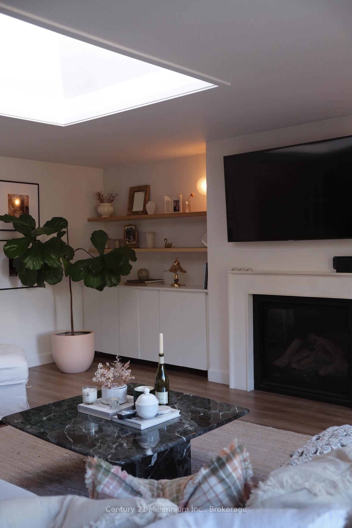 Photo 2 of 85 Ninth Street, Collingwood — HOMEH