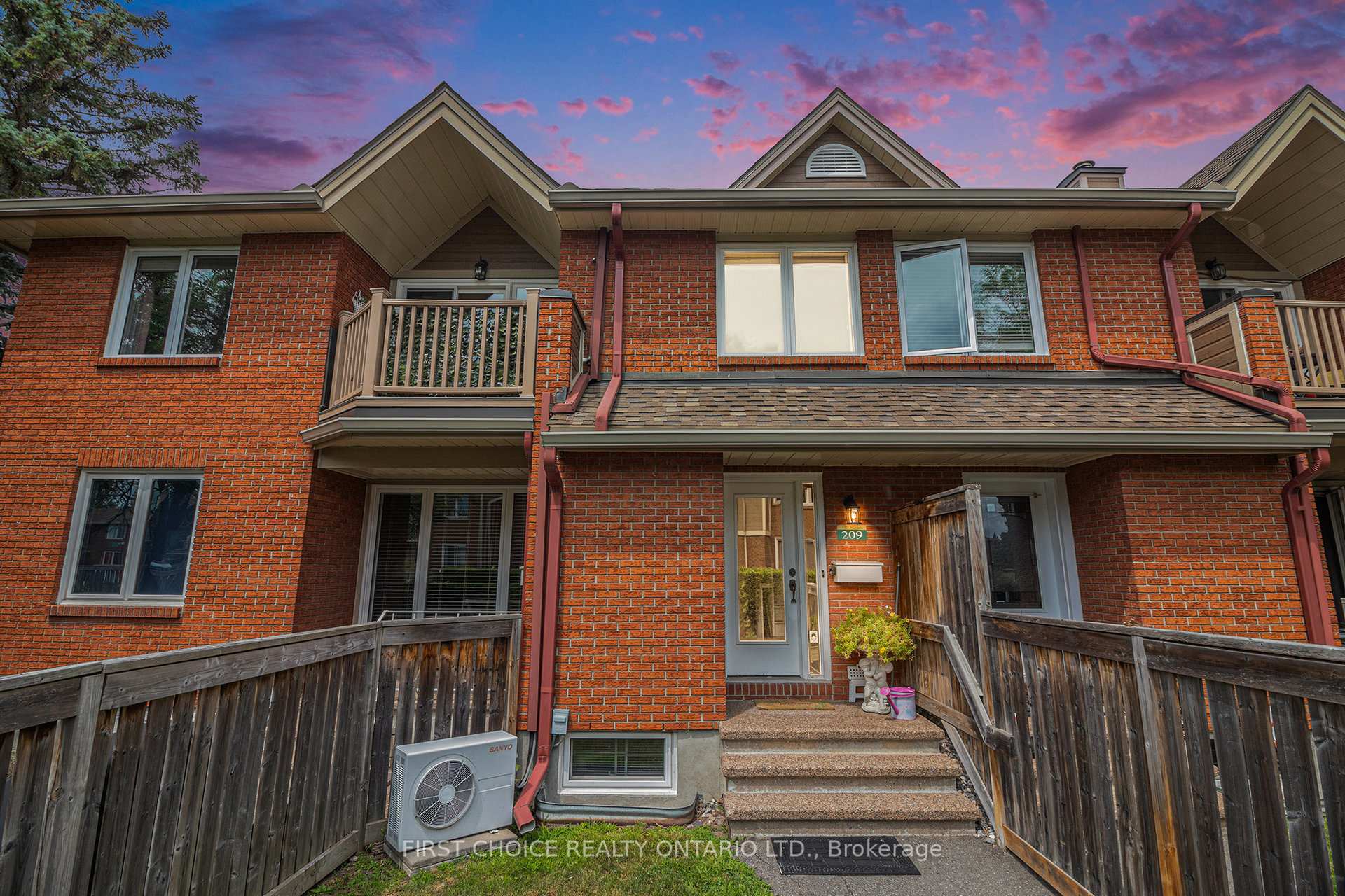 Photo 1 of Unit 209, 1810 Marsala Crescent, Ottawa, Fallingbrook/Pineridge — HOMEH