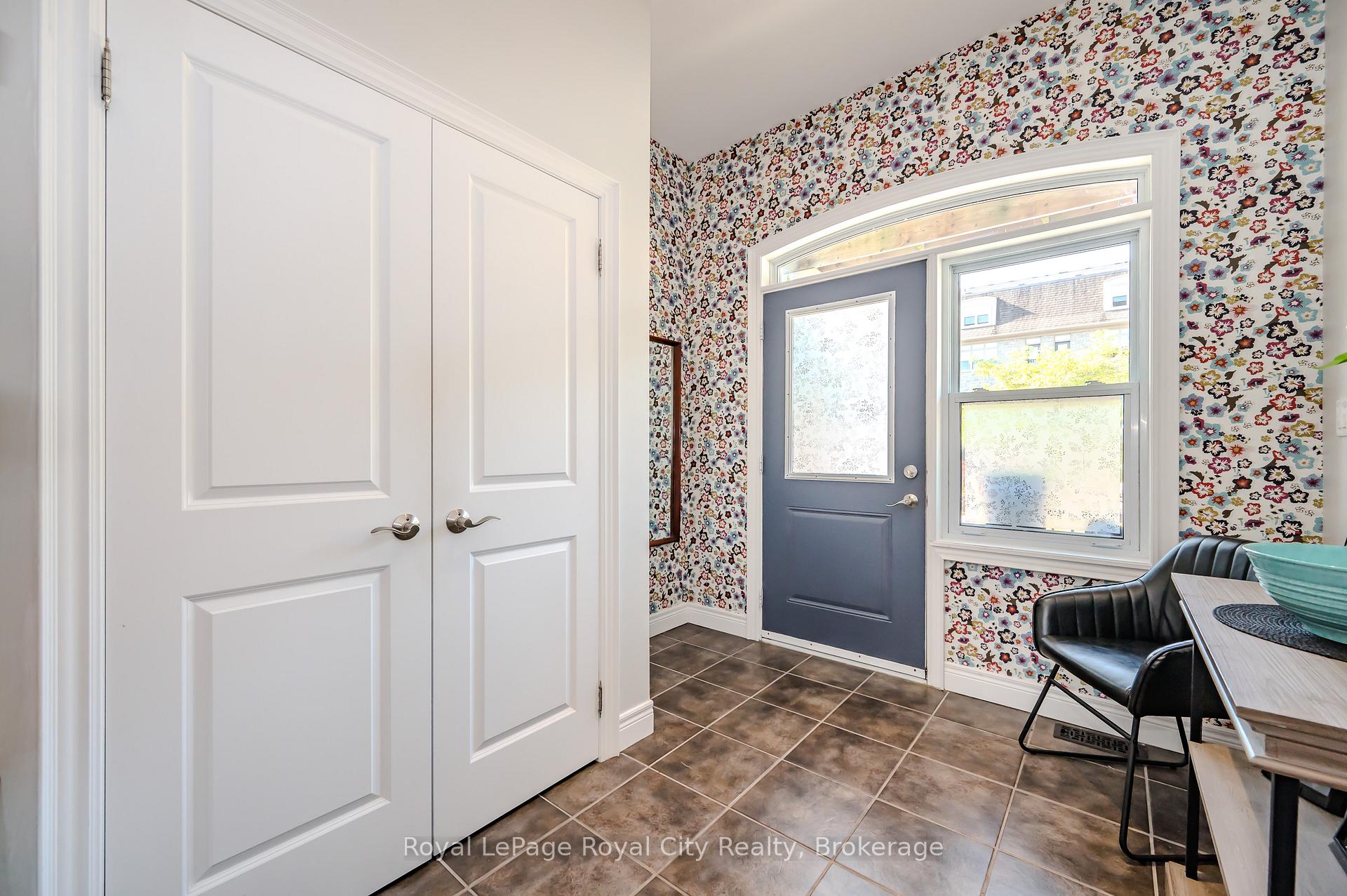 Photo 7 of 90 Cardigan Street, Guelph, Downtown — HOMEH