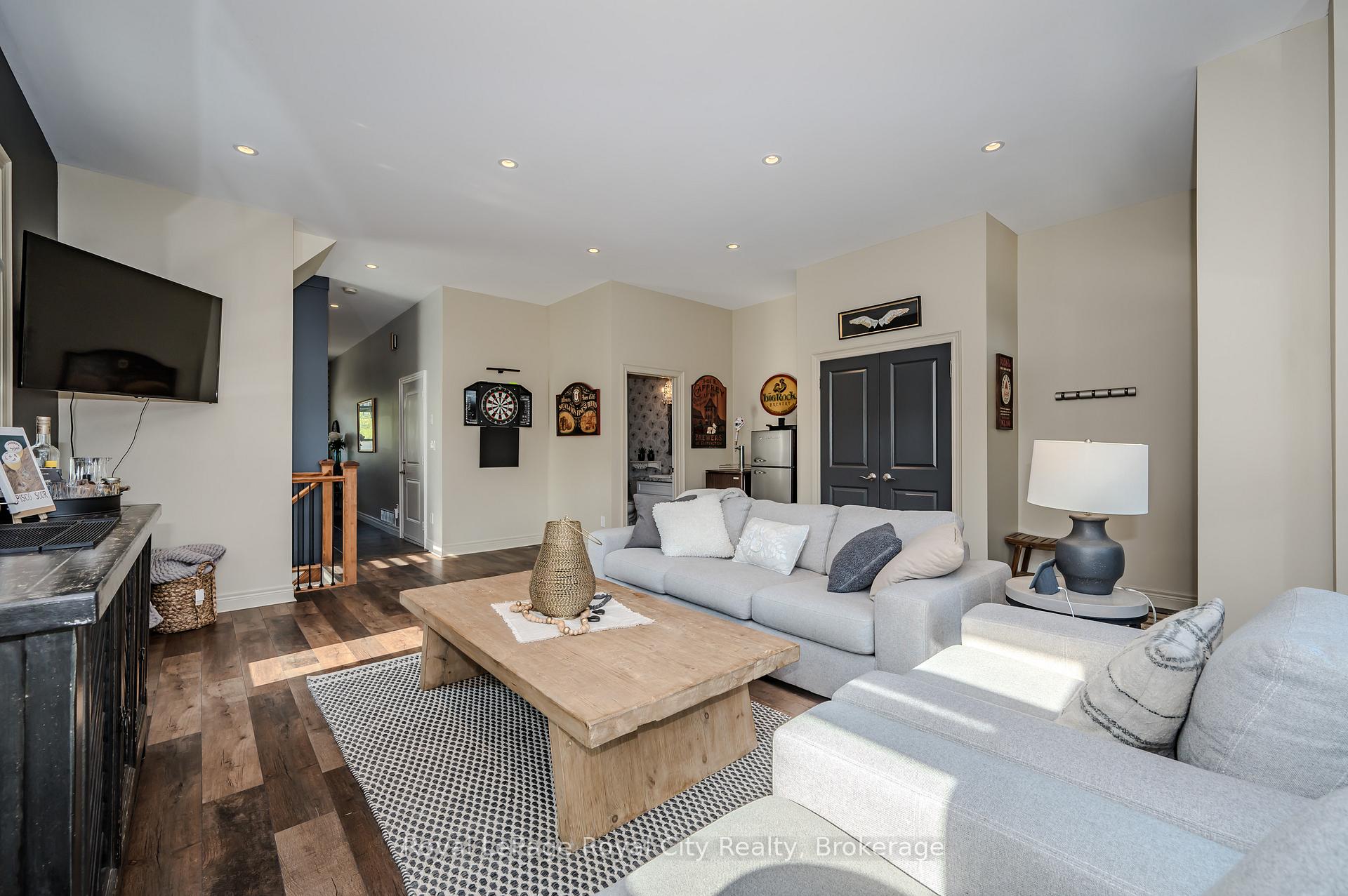 Photo 13 of 90 Cardigan Street, Guelph, Downtown — HOMEH