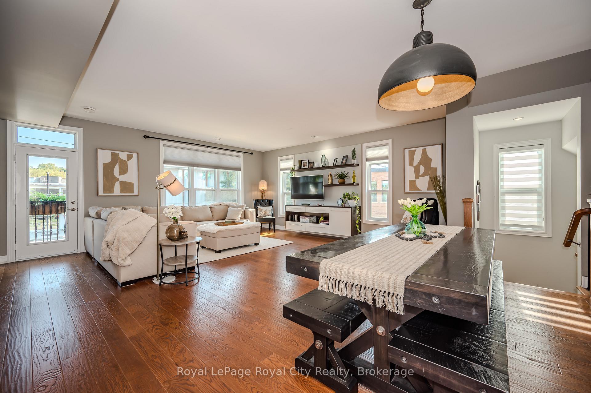Photo 16 of 90 Cardigan Street, Guelph, Downtown — HOMEH