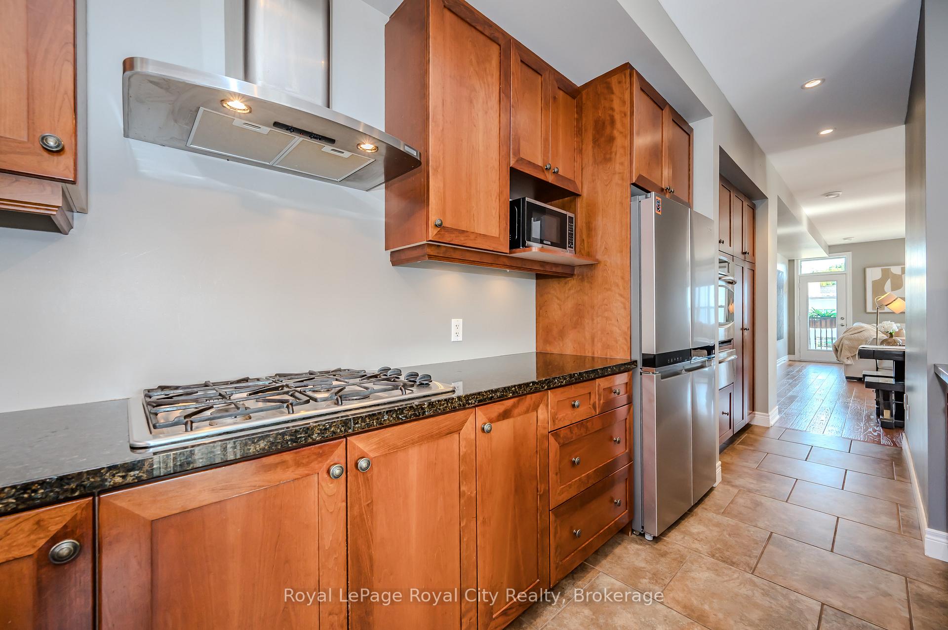 Photo 23 of 90 Cardigan Street, Guelph, Downtown — HOMEH