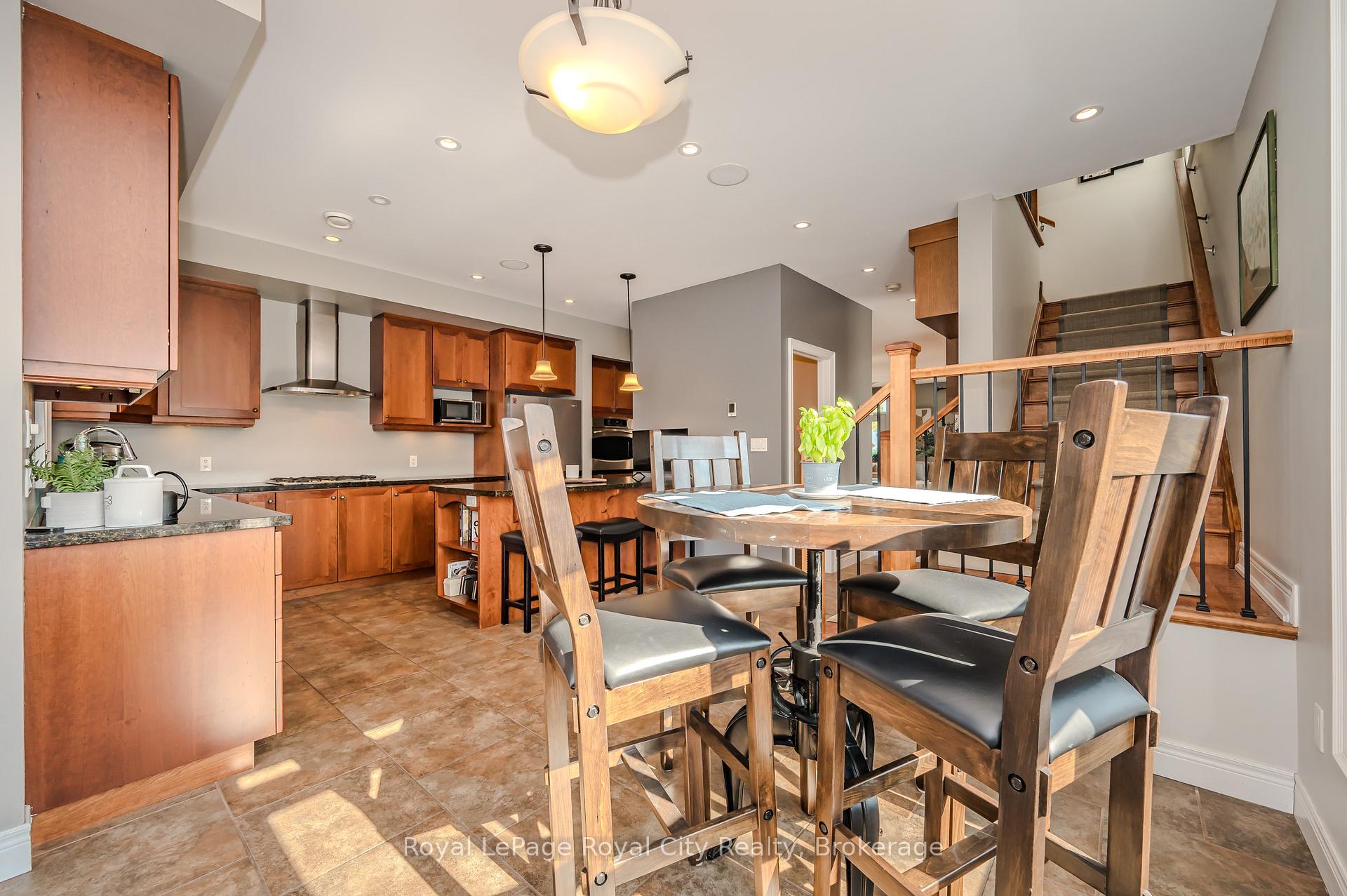 Photo 30 of 90 Cardigan Street, Guelph, Downtown — HOMEH
