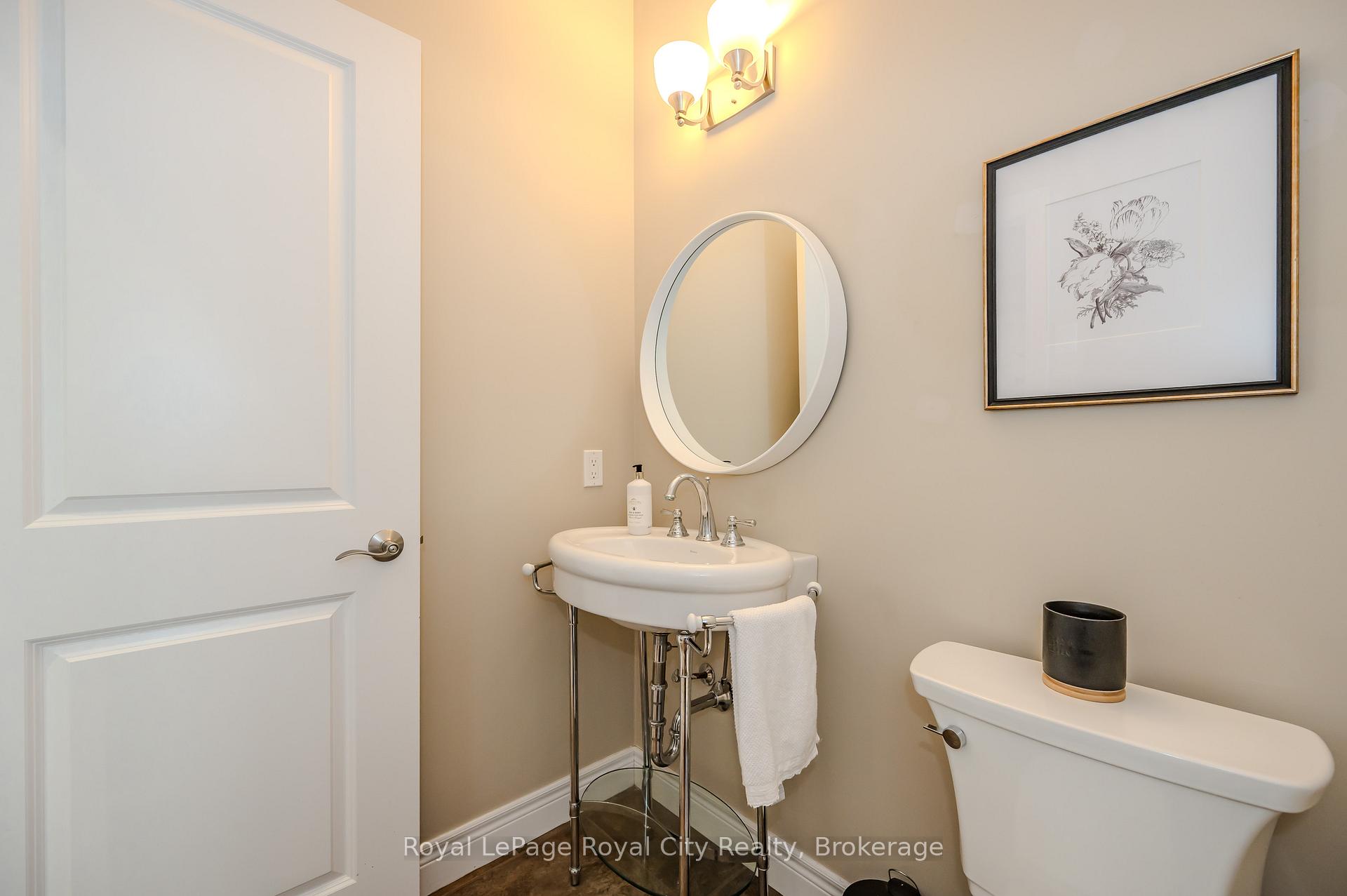 Photo 31 of 90 Cardigan Street, Guelph, Downtown — HOMEH