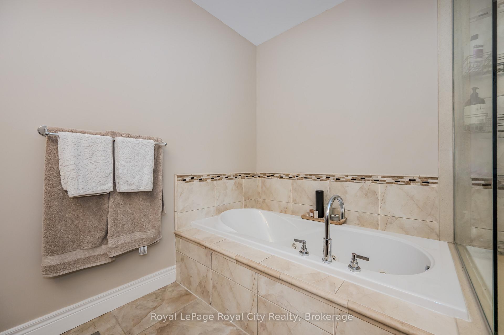 Photo 37 of 90 Cardigan Street, Guelph, Downtown — HOMEH