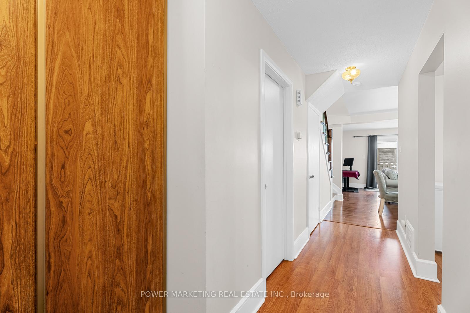 Photo 6 of 98 Clarkson Crescent, Ottawa, Kanata - Katimavik — HOMEH