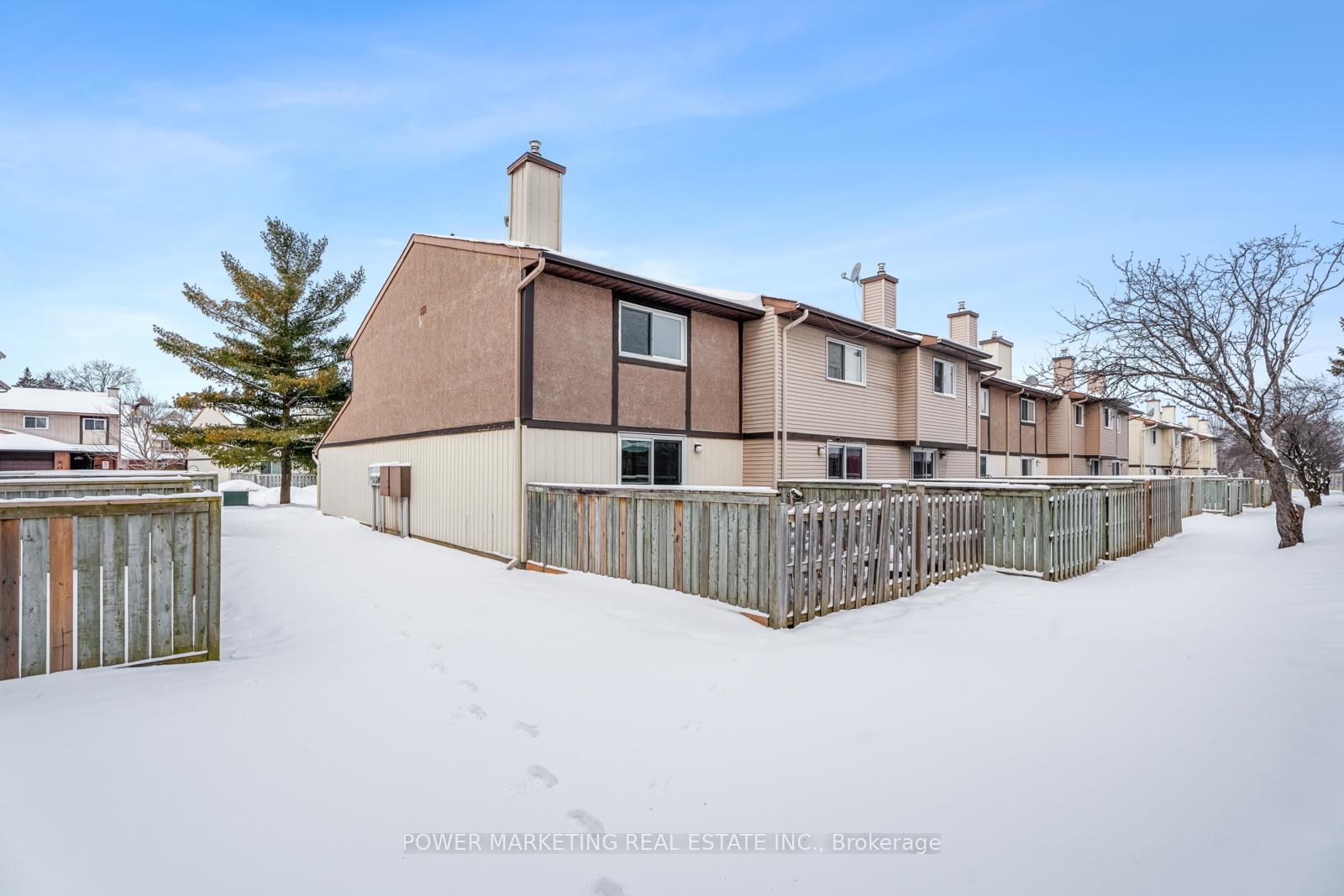 Photo 34 of 98 Clarkson Crescent, Ottawa, Kanata - Katimavik — HOMEH