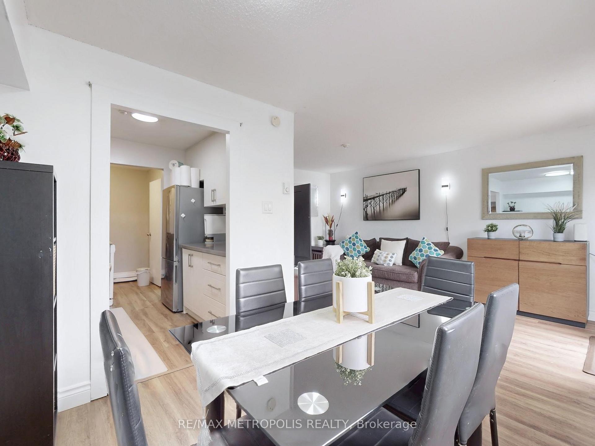 Photo 16 of Unit 104, 140 Ling Road, Scarborough, West Hill — HOMEH